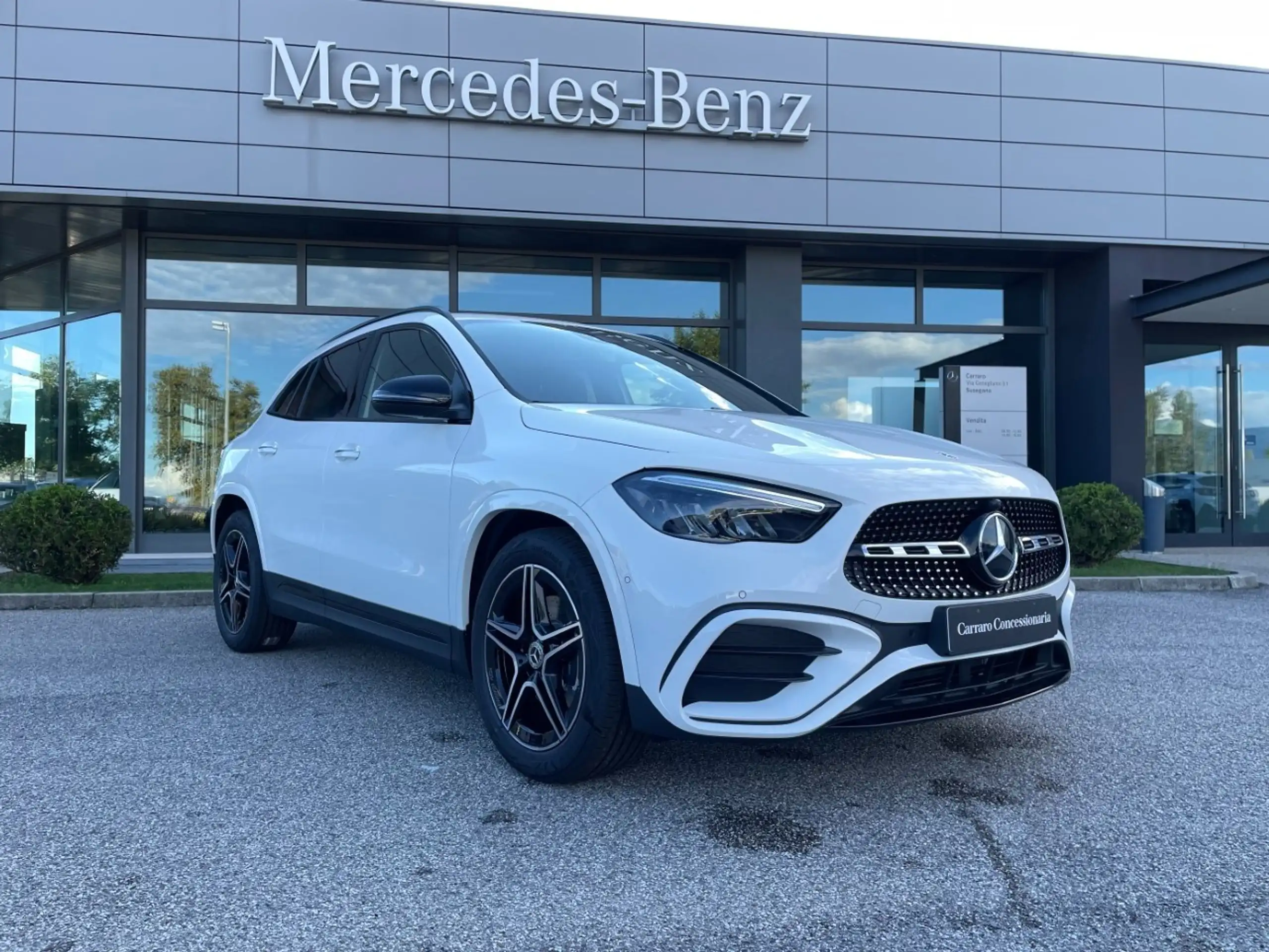 Mercedes-Benz - GLA 180