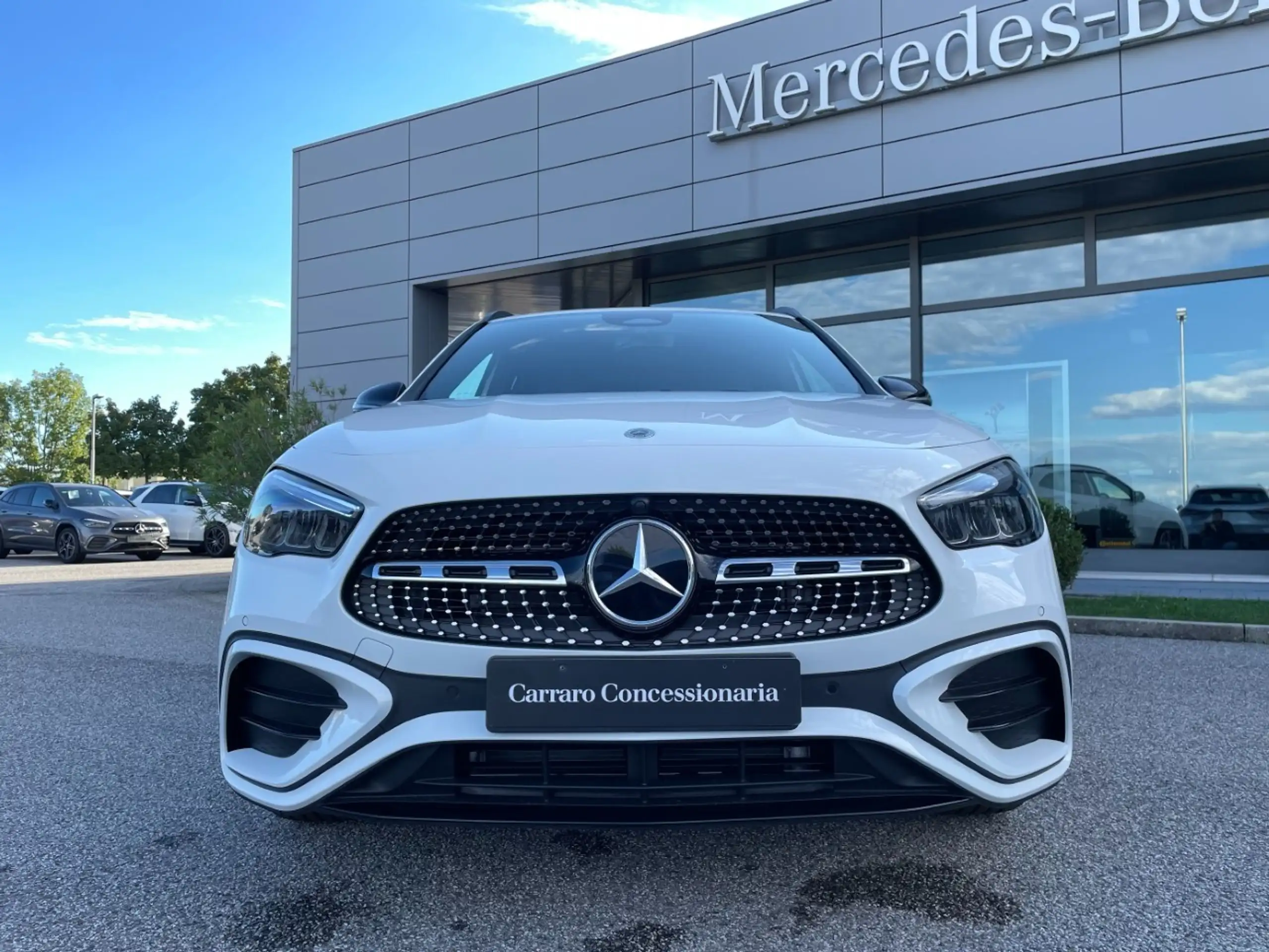 Mercedes-Benz - GLA 180