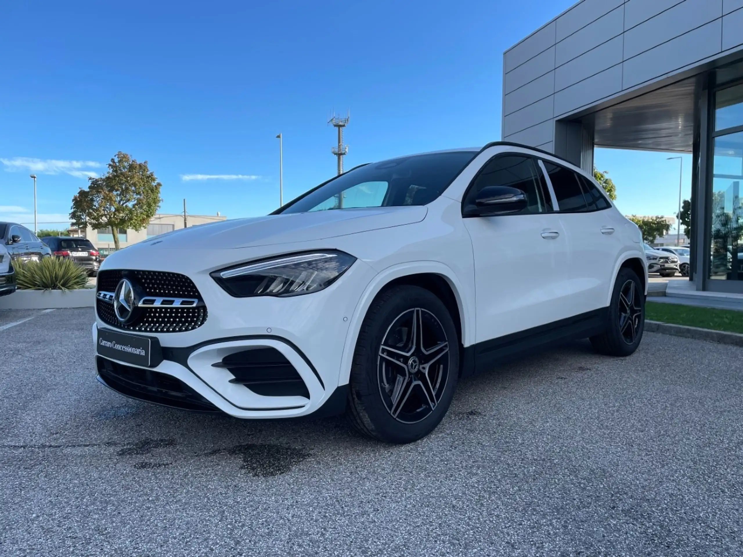 Mercedes-Benz - GLA 180