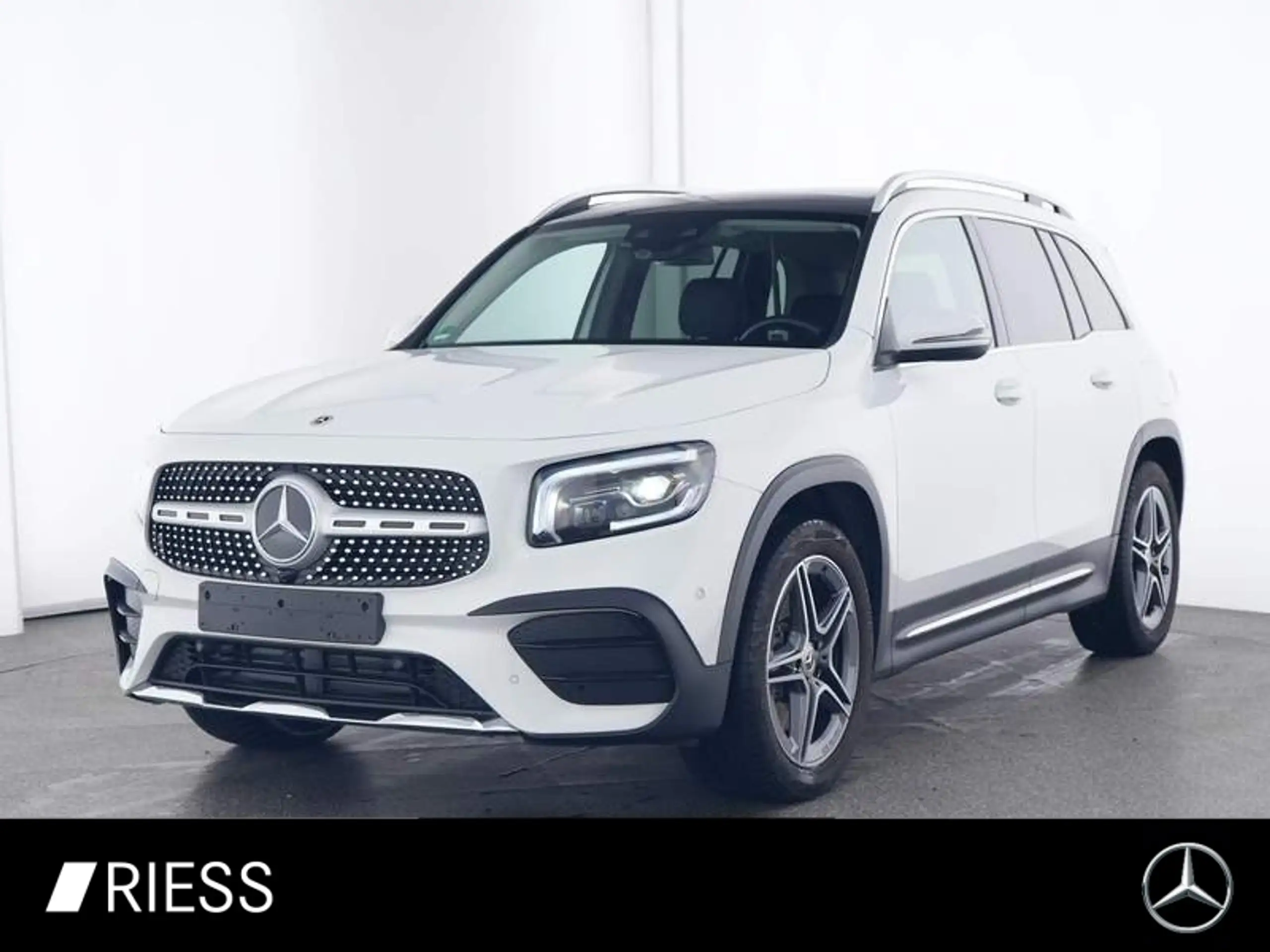 Mercedes-Benz GLB 220 2023