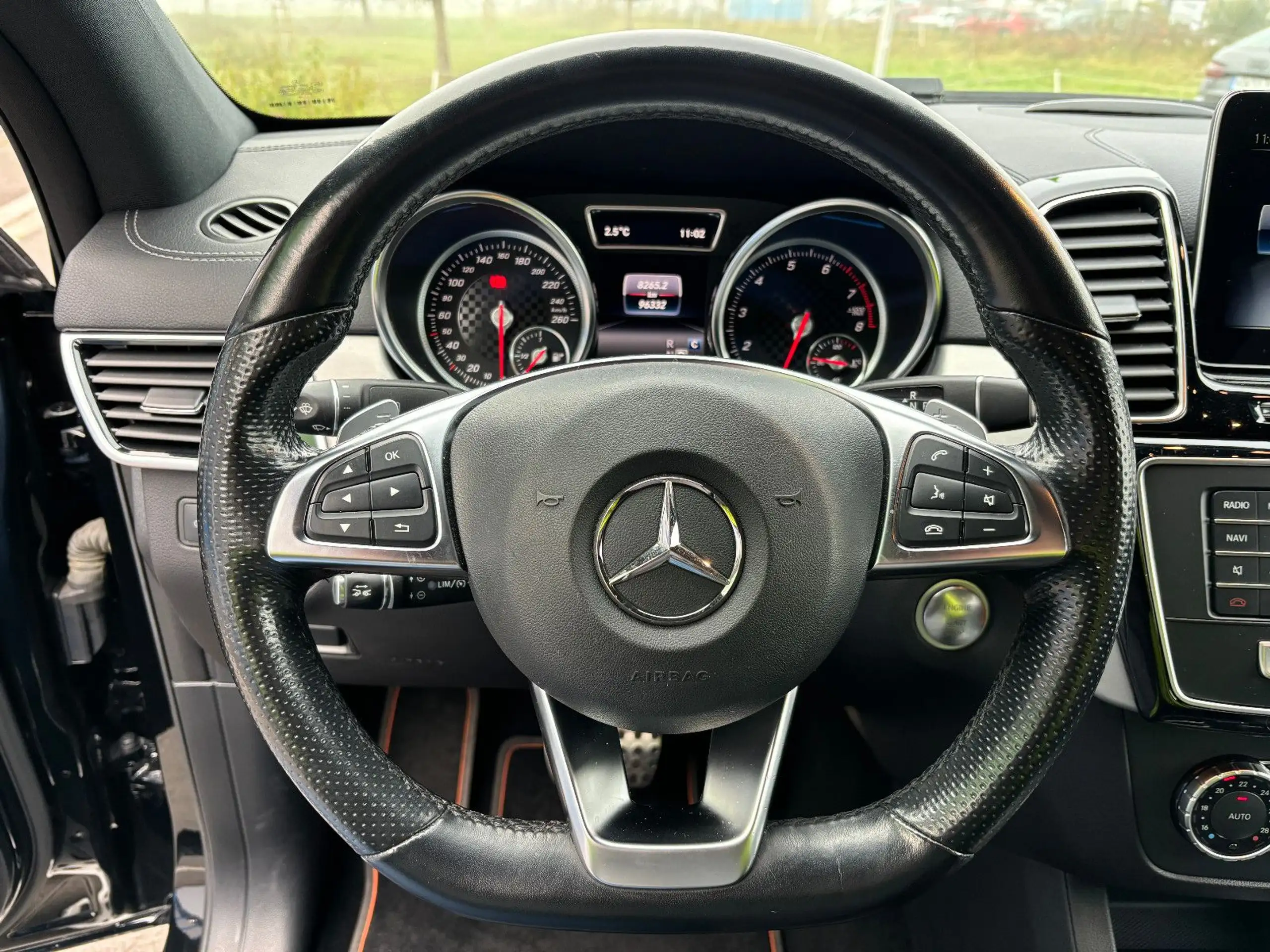 Mercedes-Benz - GLE 500