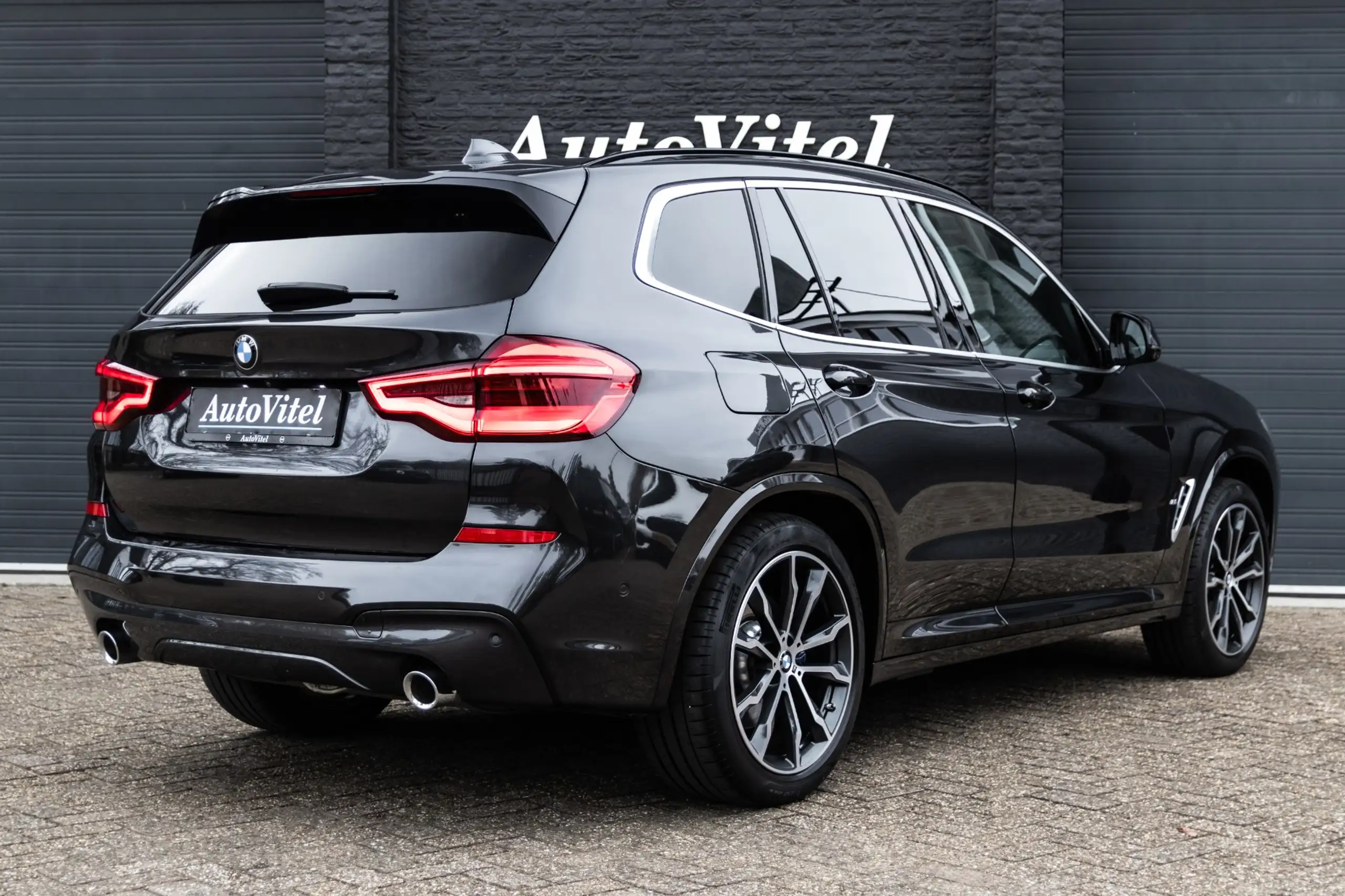 BMW - X3