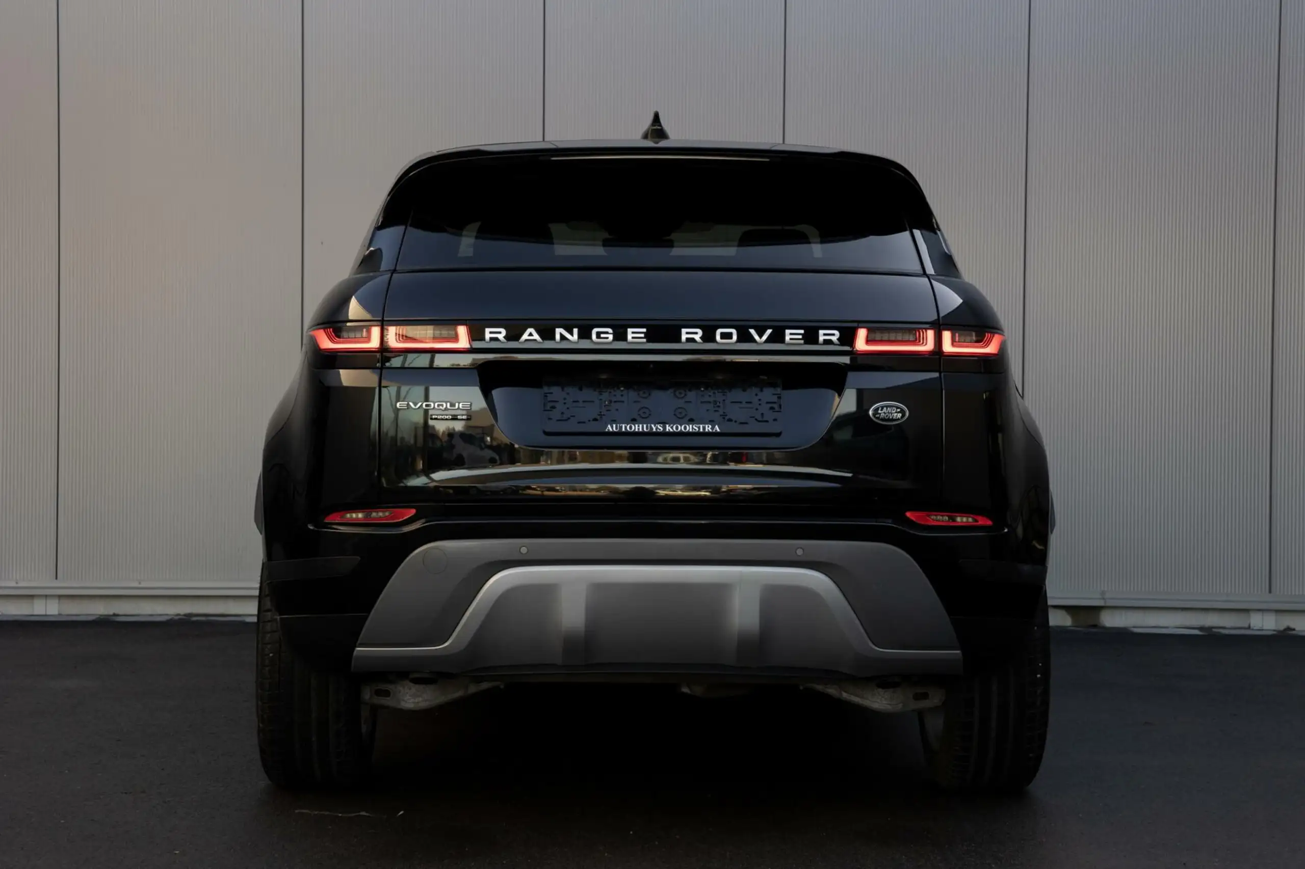 Land Rover - Range Rover Evoque