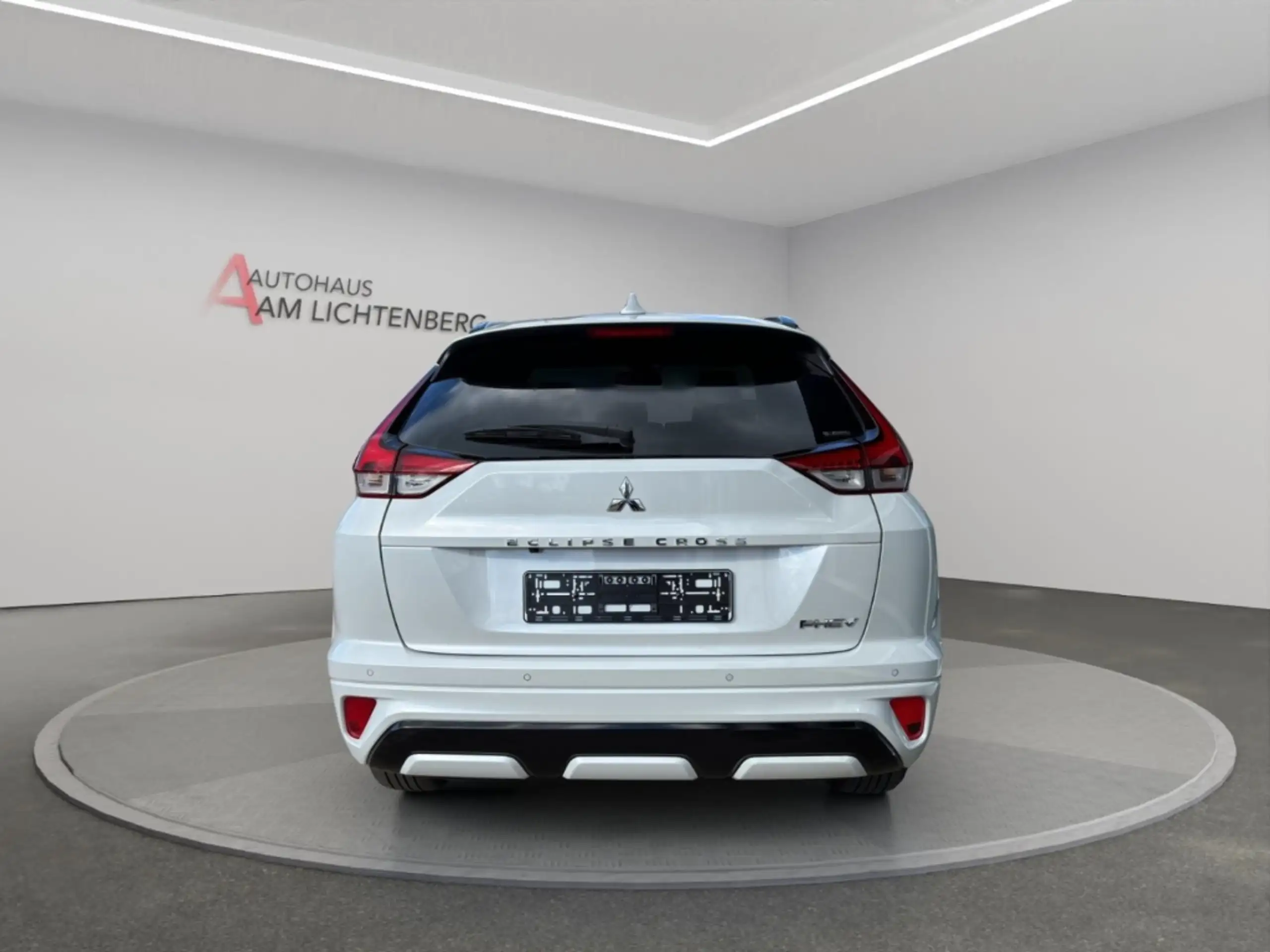 Mitsubishi - Eclipse Cross