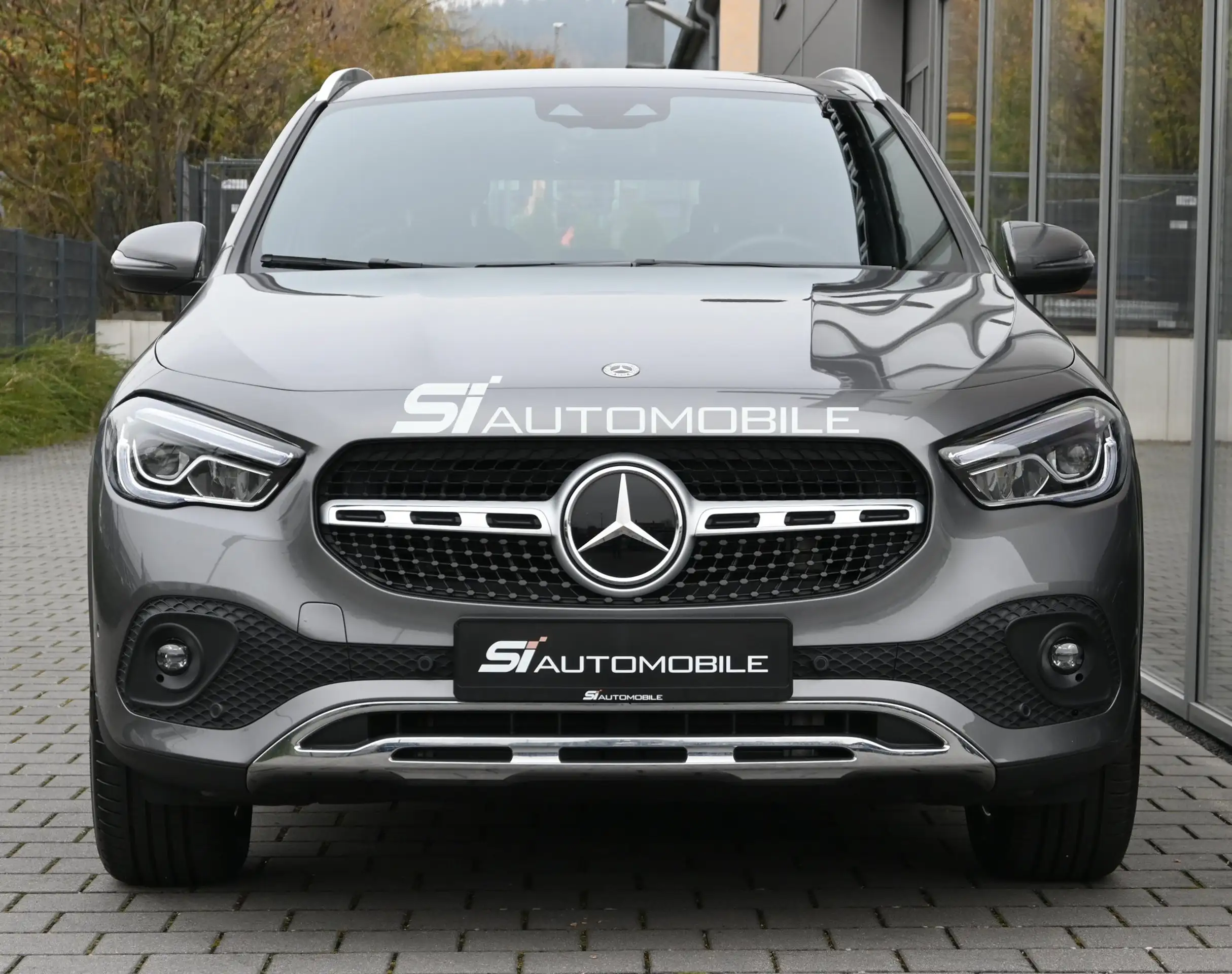 Mercedes-Benz - GLA 200