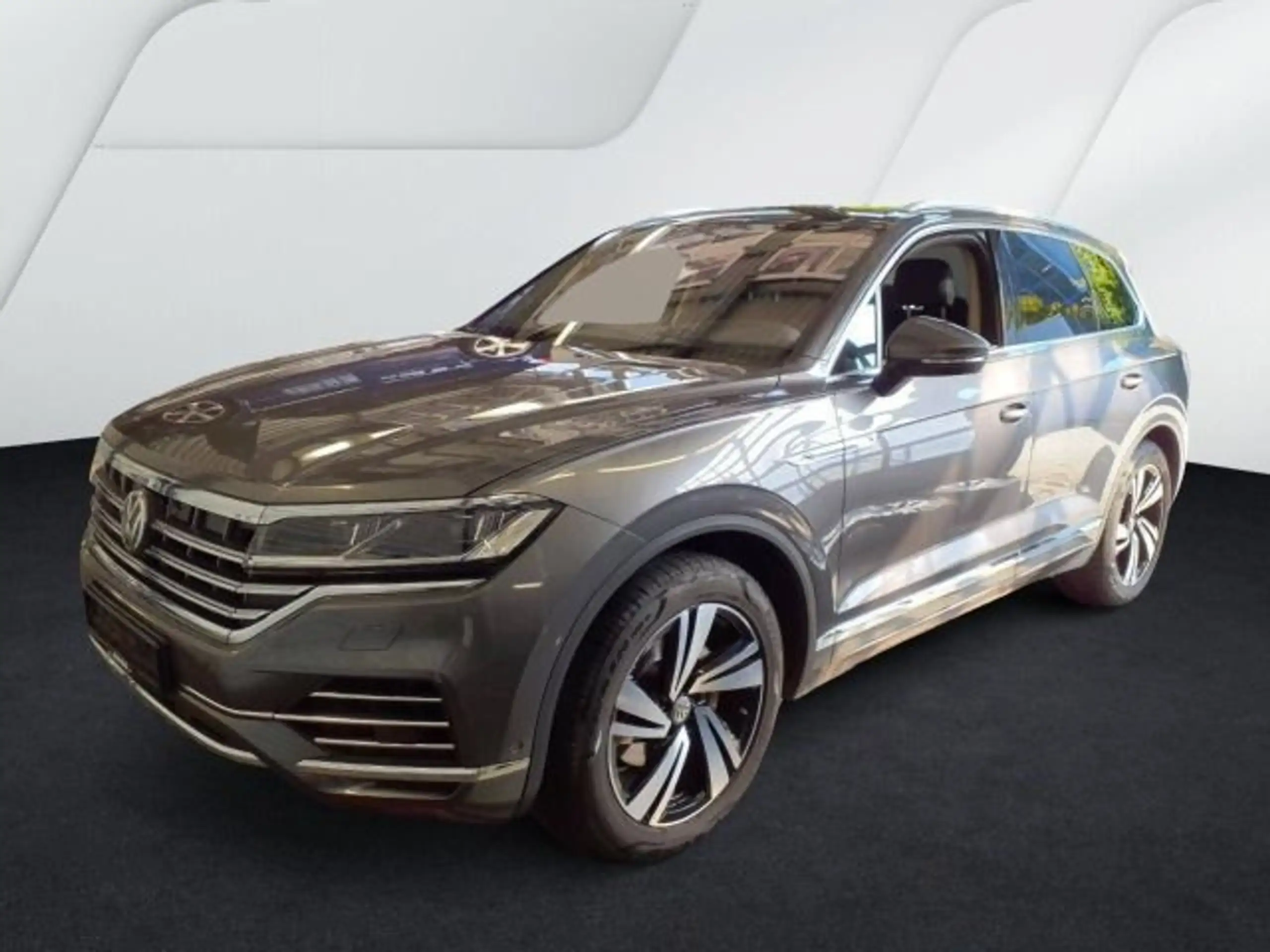 Volkswagen - Touareg