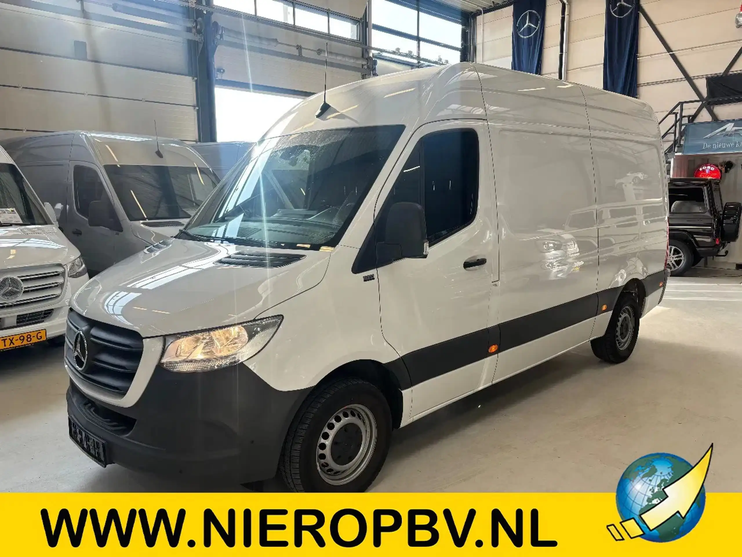 Mercedes-Benz - Sprinter