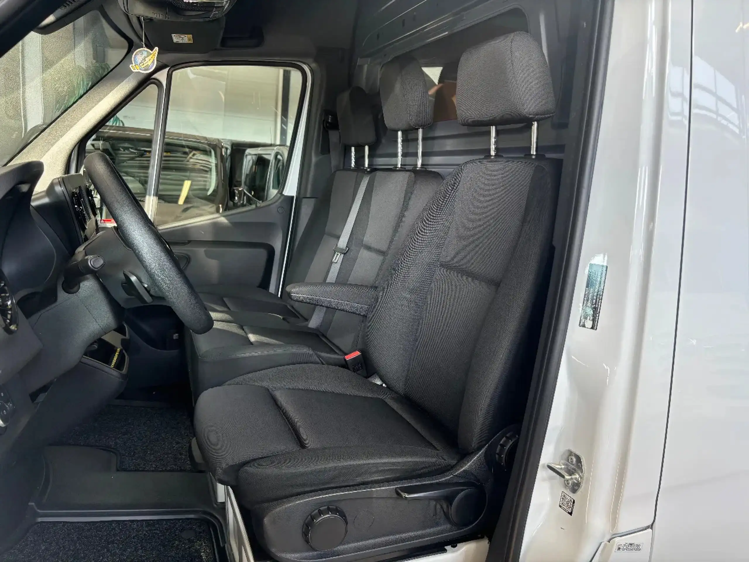 Mercedes-Benz - Sprinter