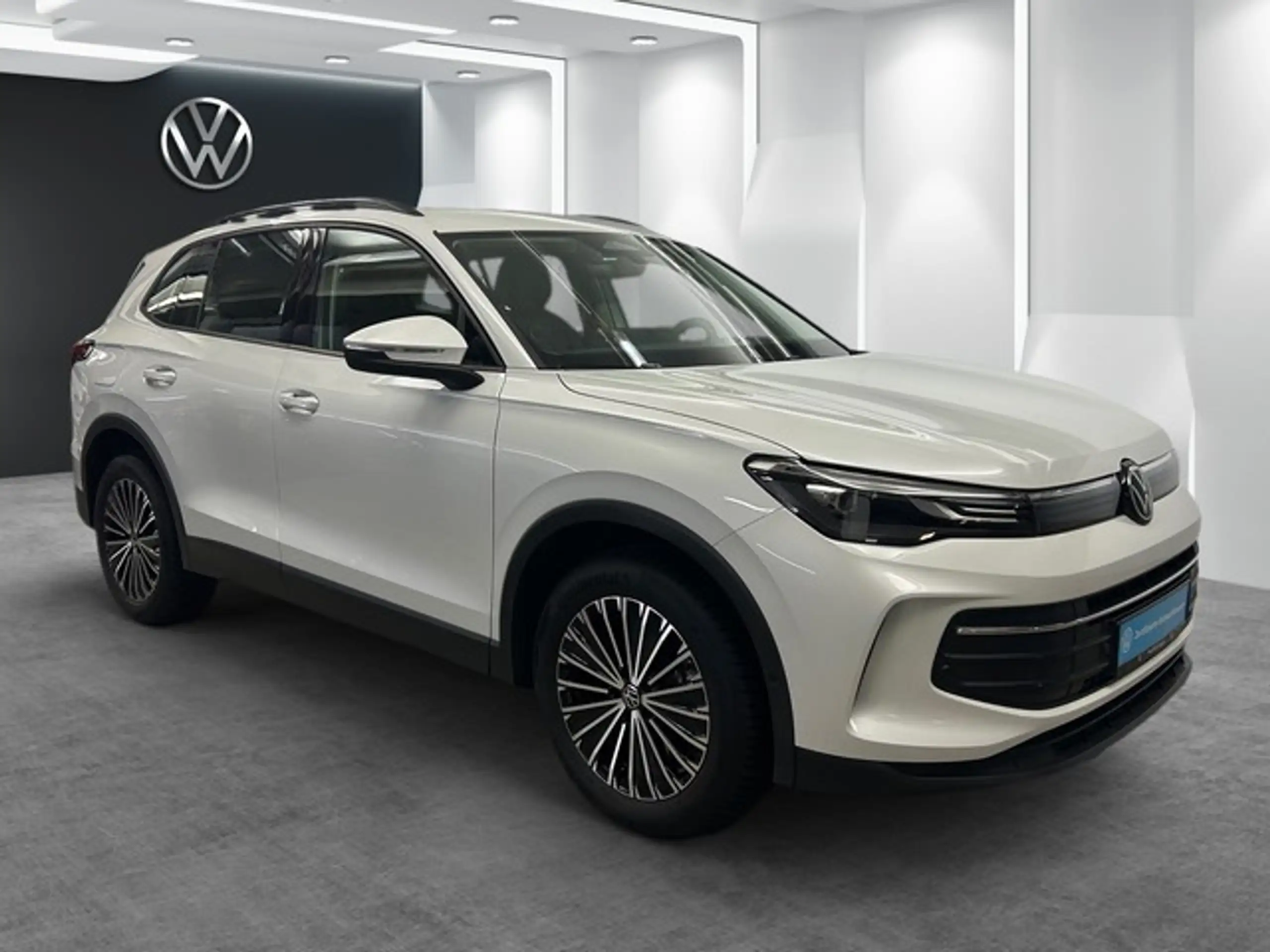 Volkswagen - Tiguan