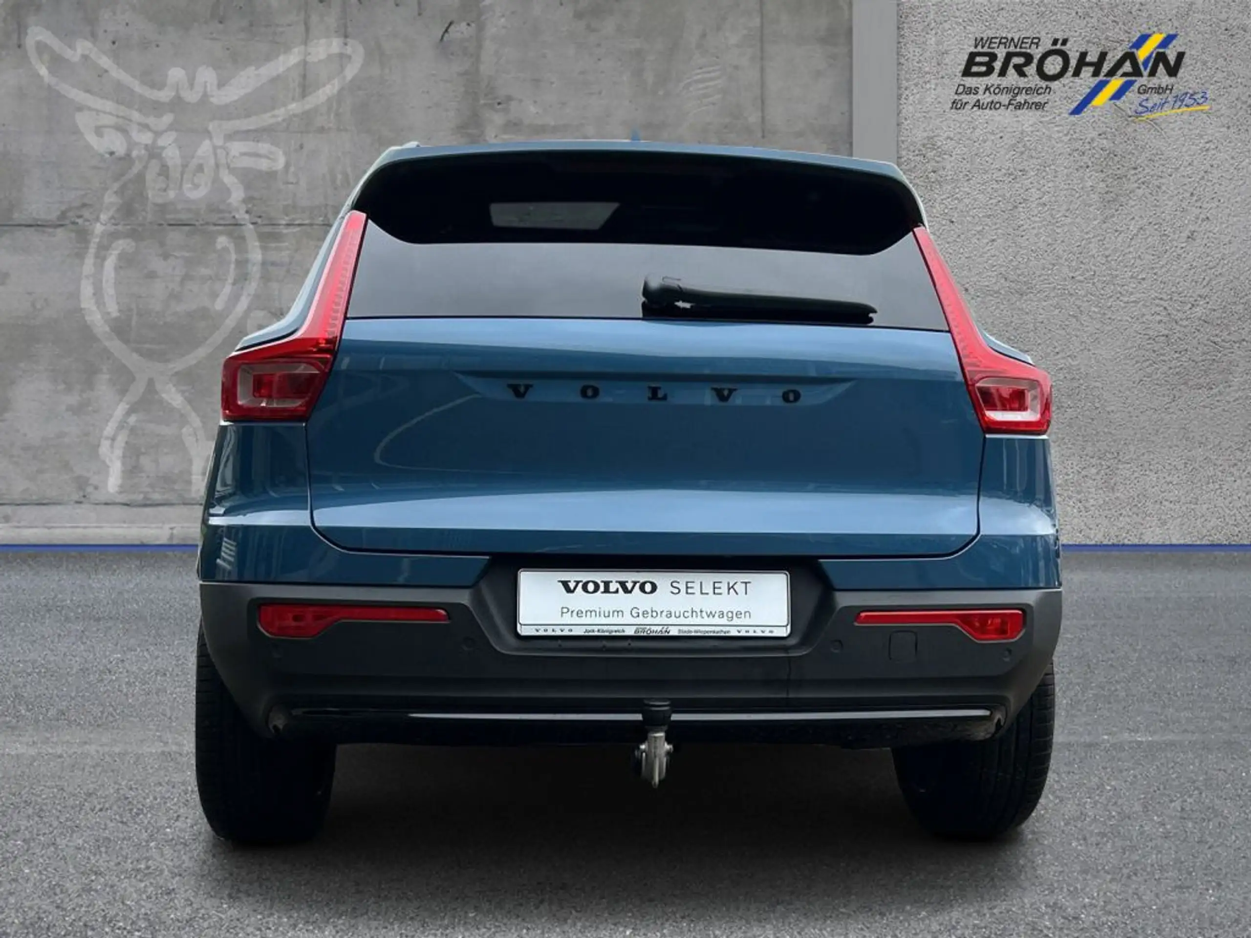 Volvo - XC40