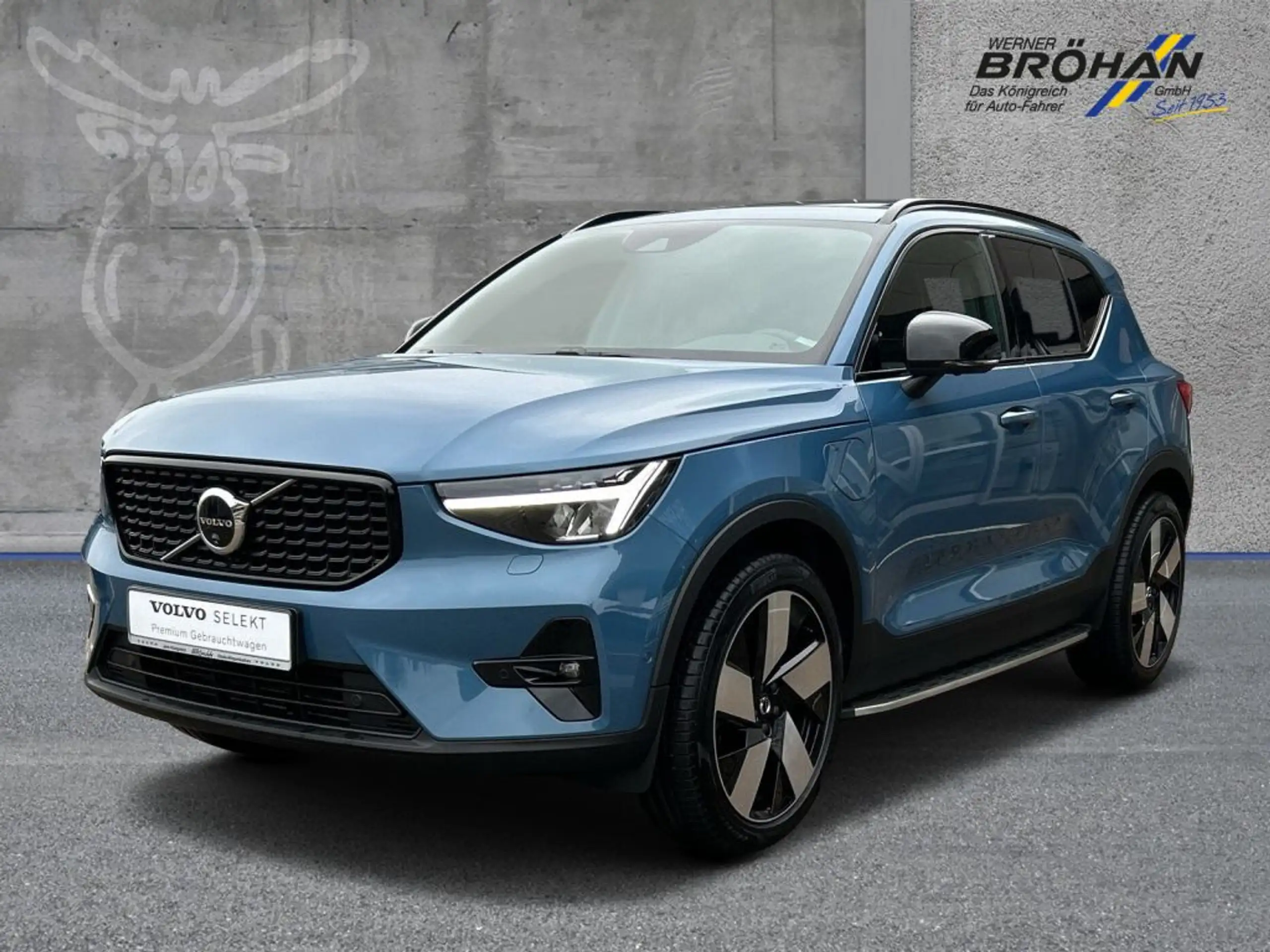 Volvo - XC40