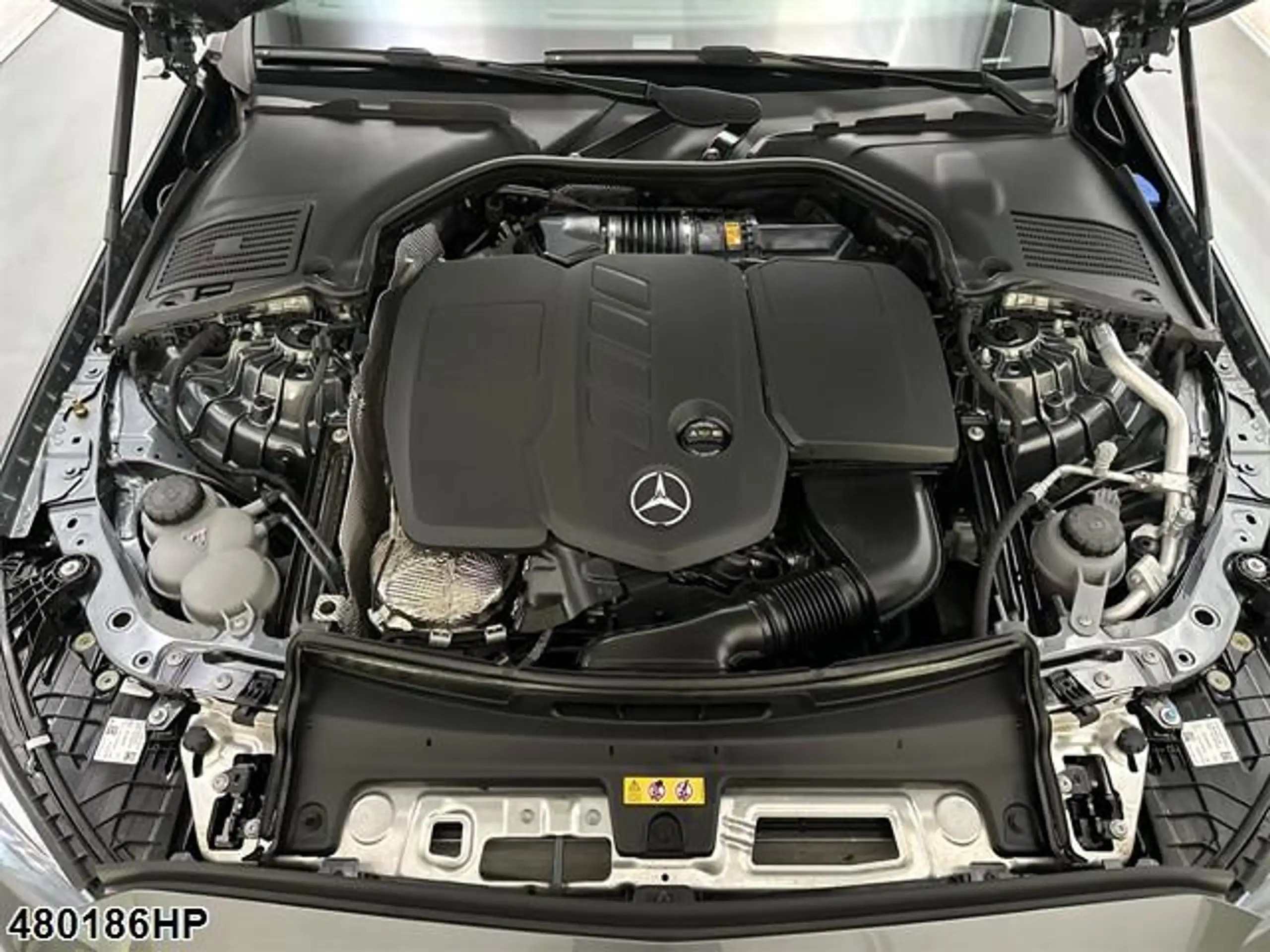 Mercedes-Benz - C 220