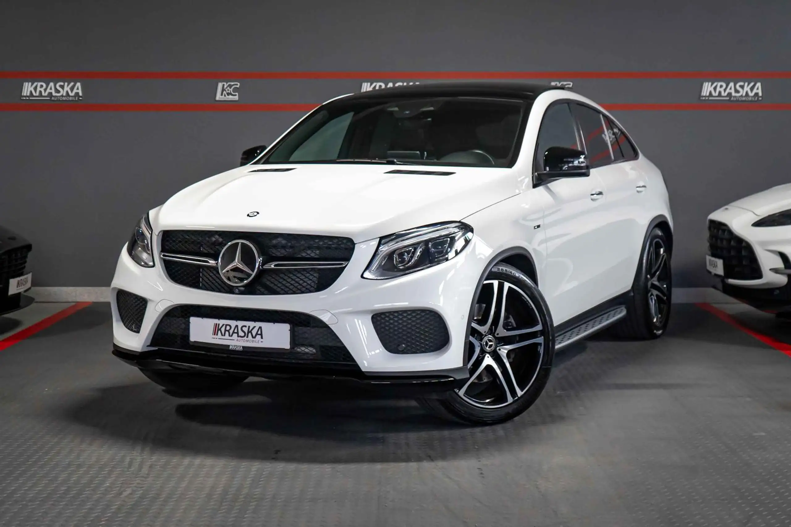 Mercedes-Benz - GLE 43 AMG