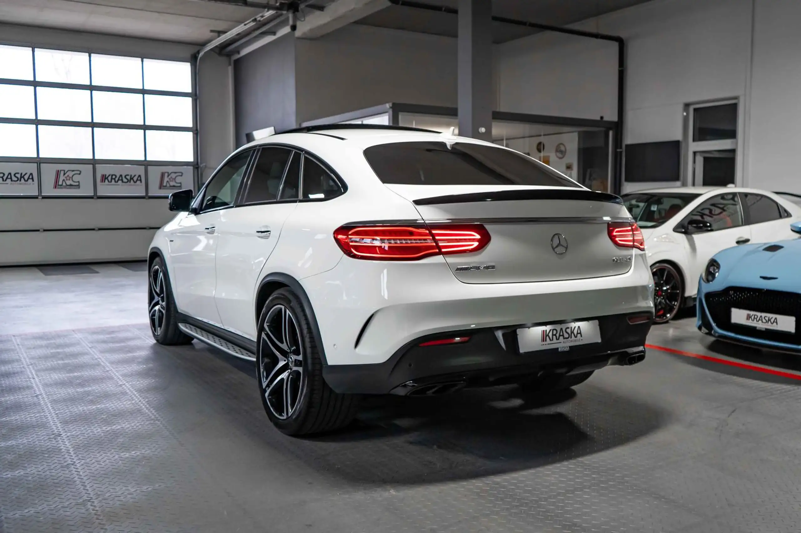 Mercedes-Benz - GLE 43 AMG