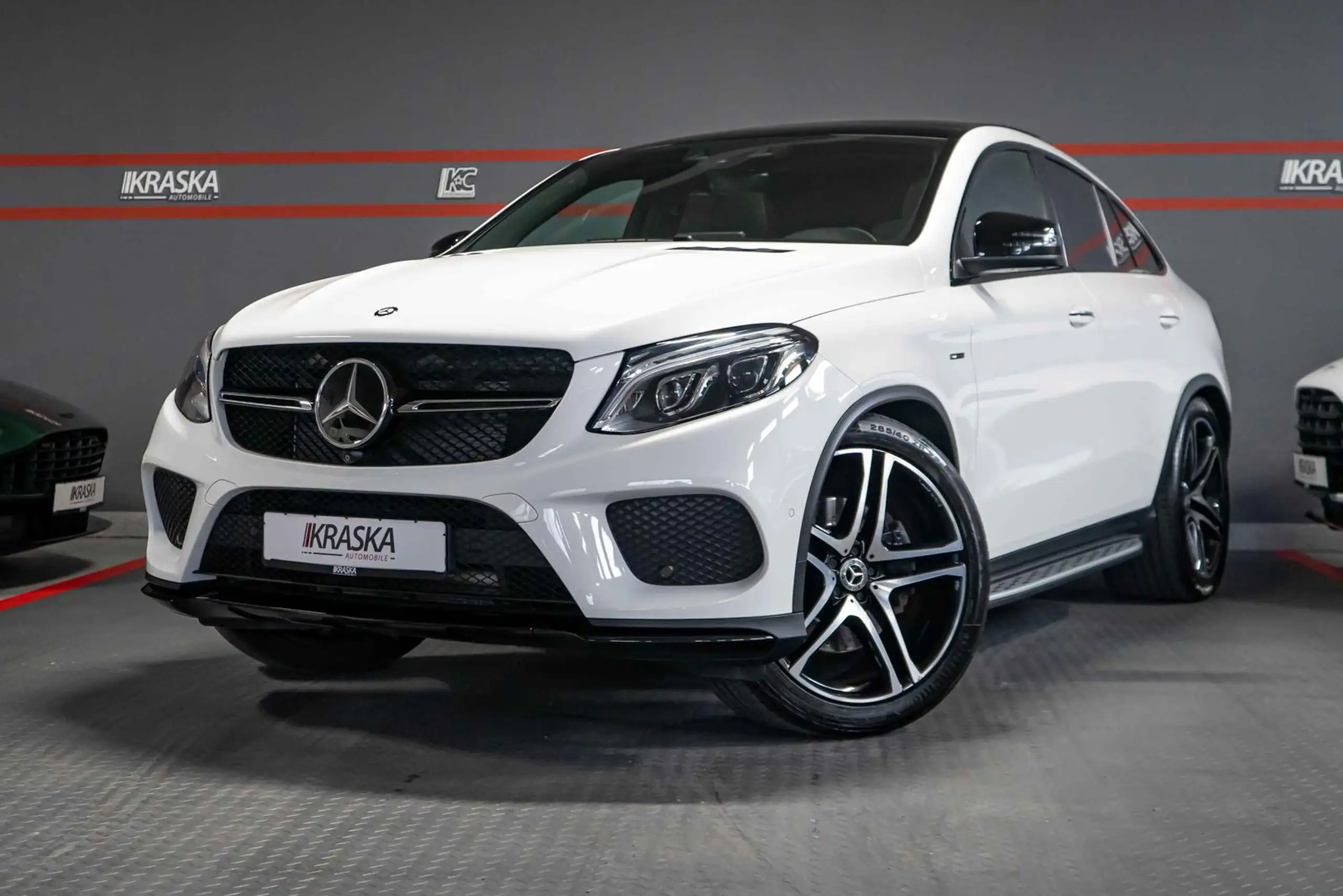 Mercedes-Benz - GLE 43 AMG