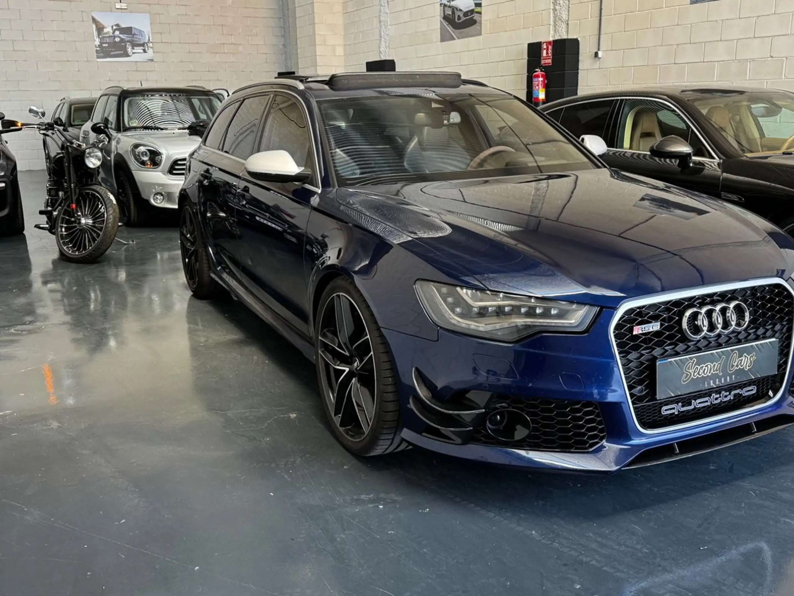 Audi - RS6