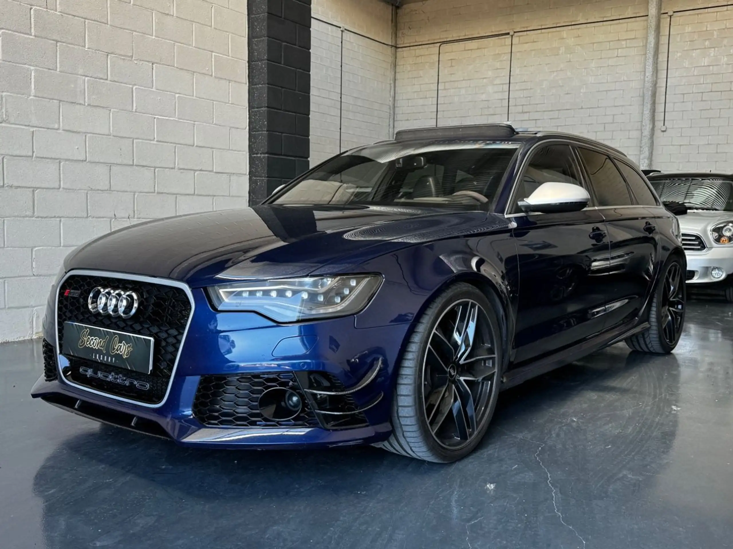 Audi - RS6