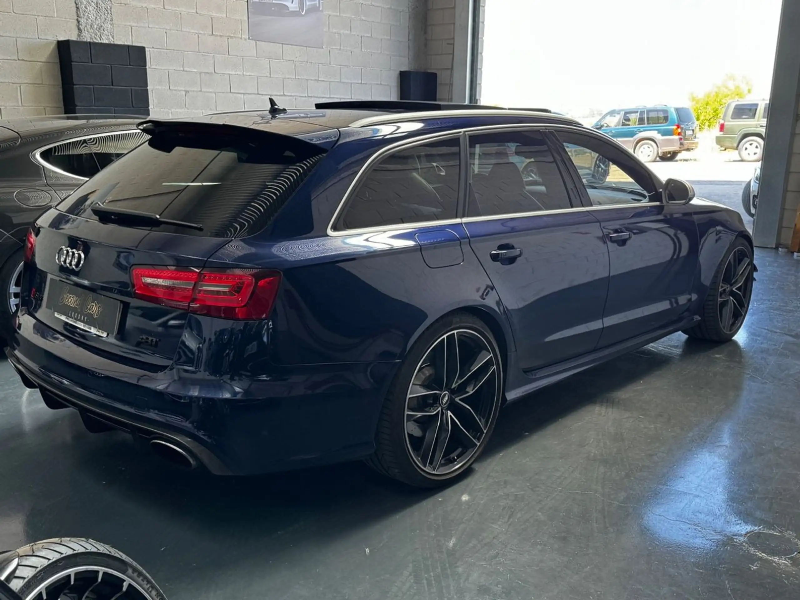 Audi - RS6