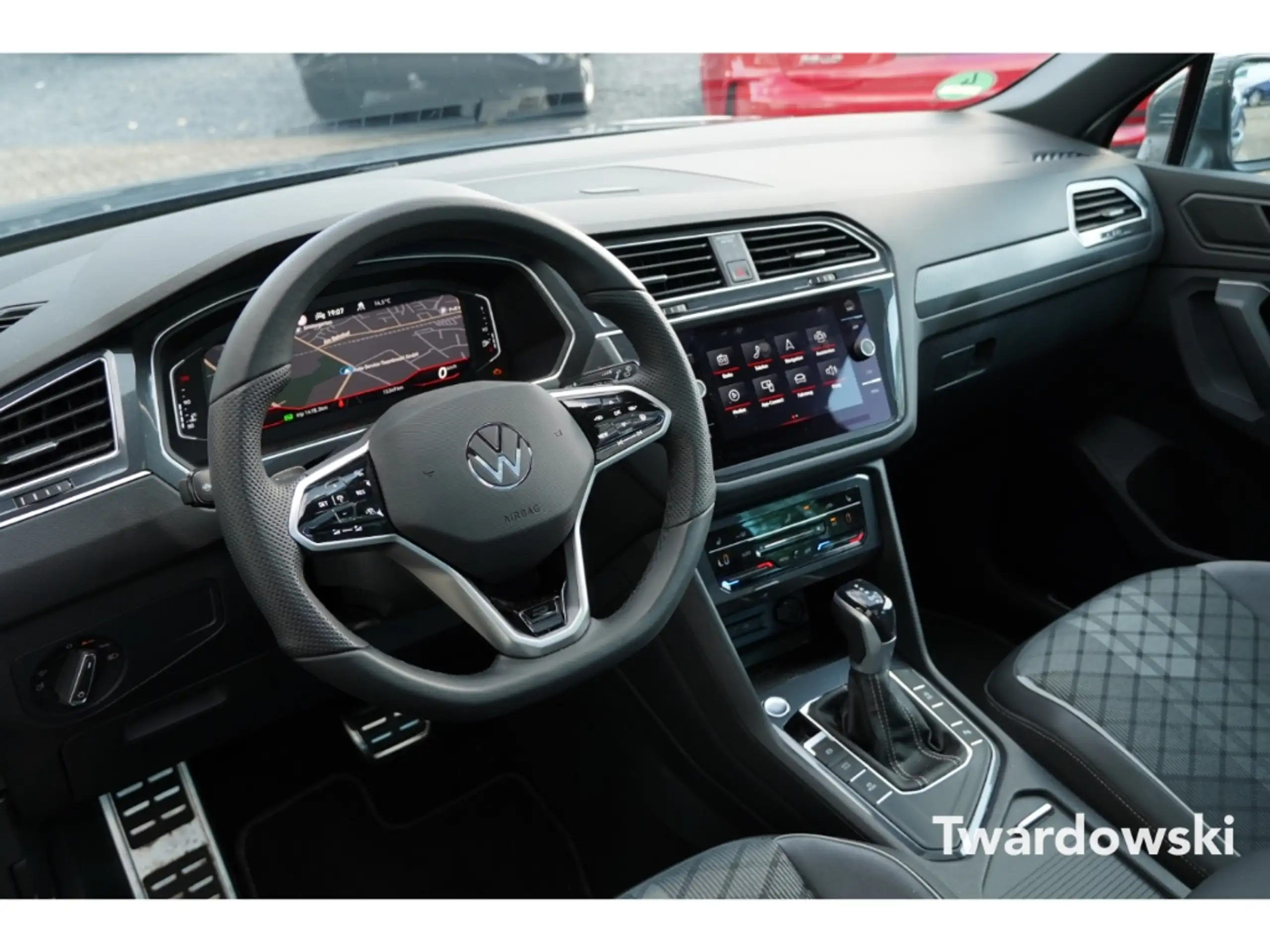 Volkswagen - Tiguan