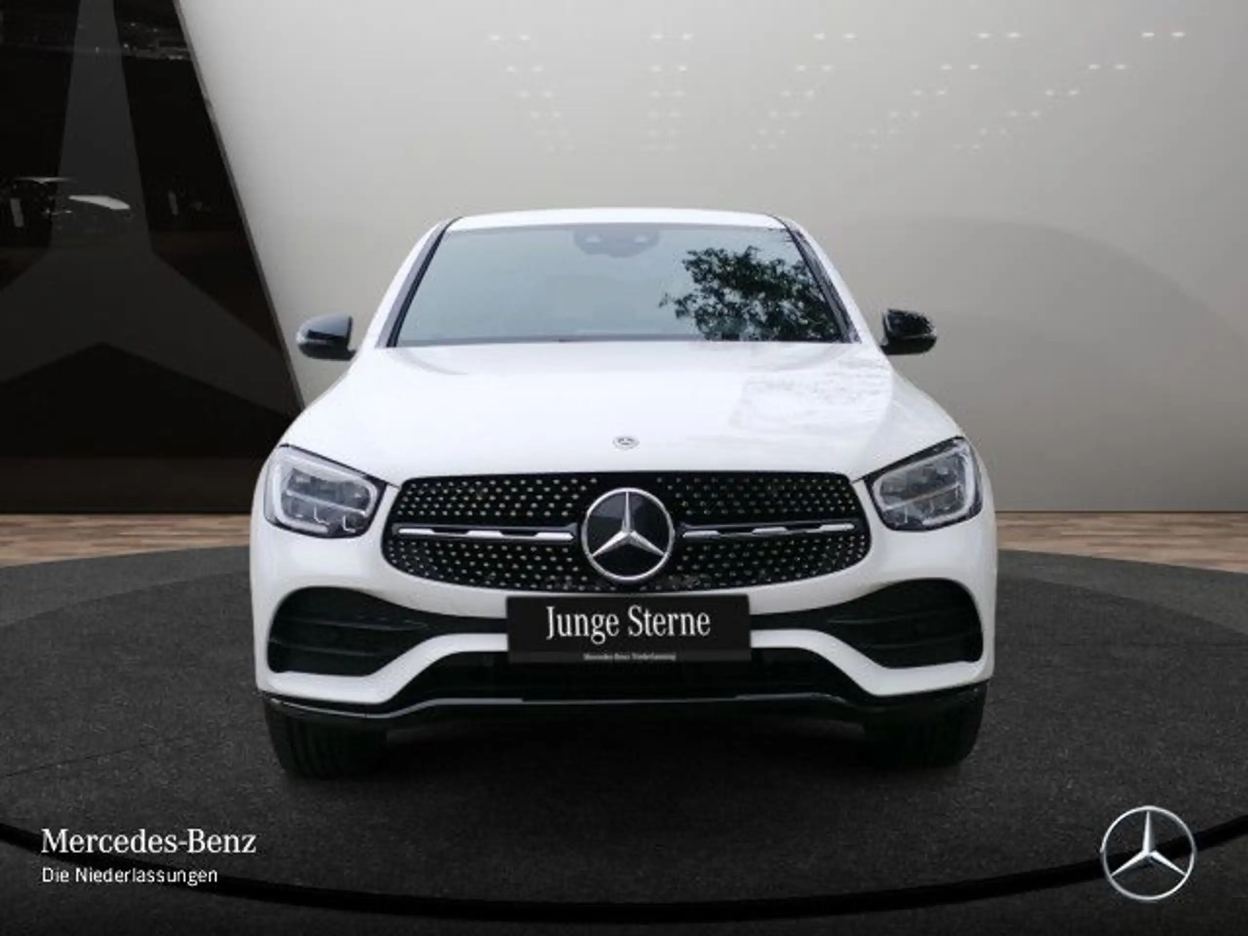 Mercedes-Benz - GLC 300