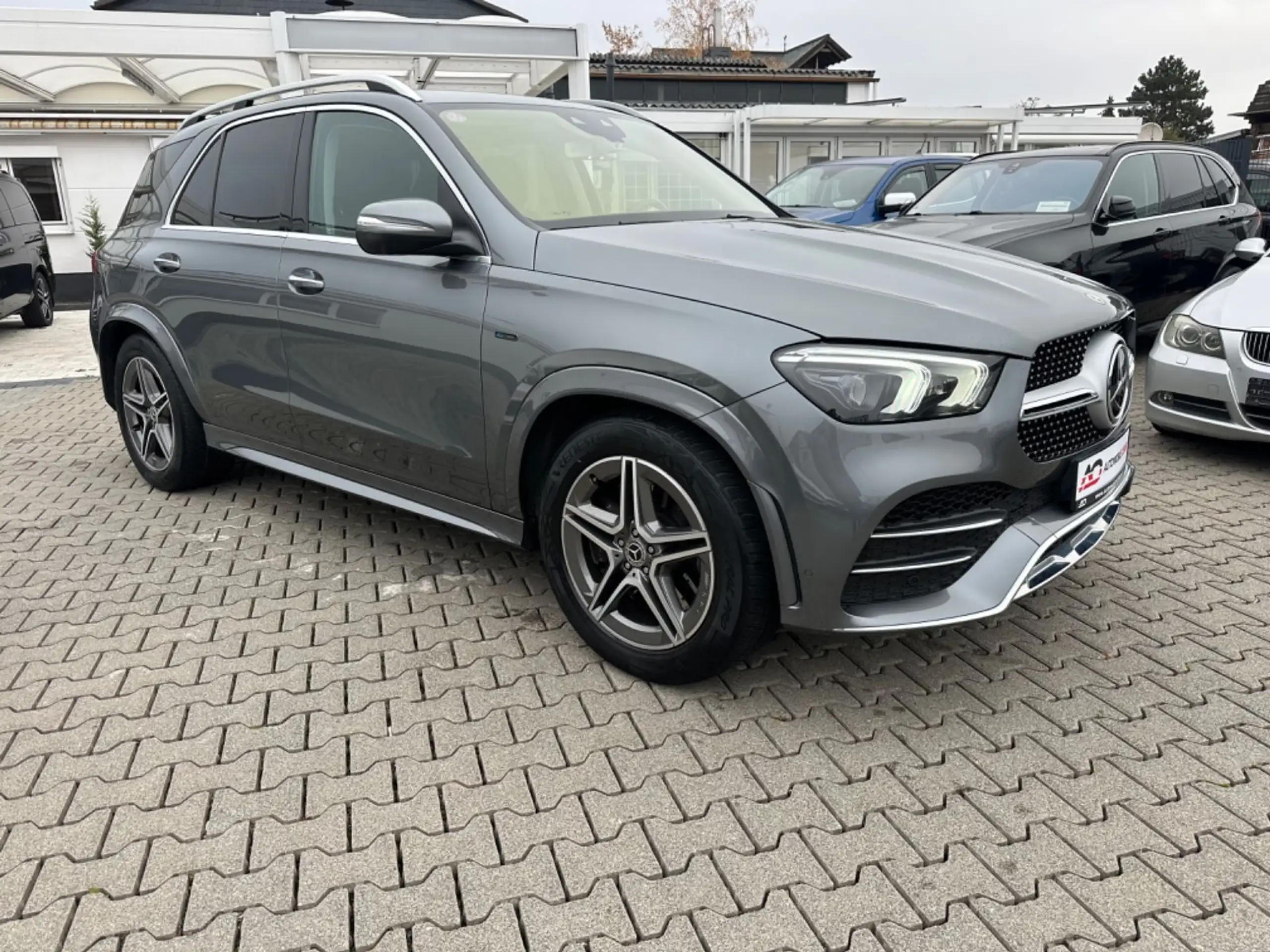 Mercedes-Benz - GLE 350