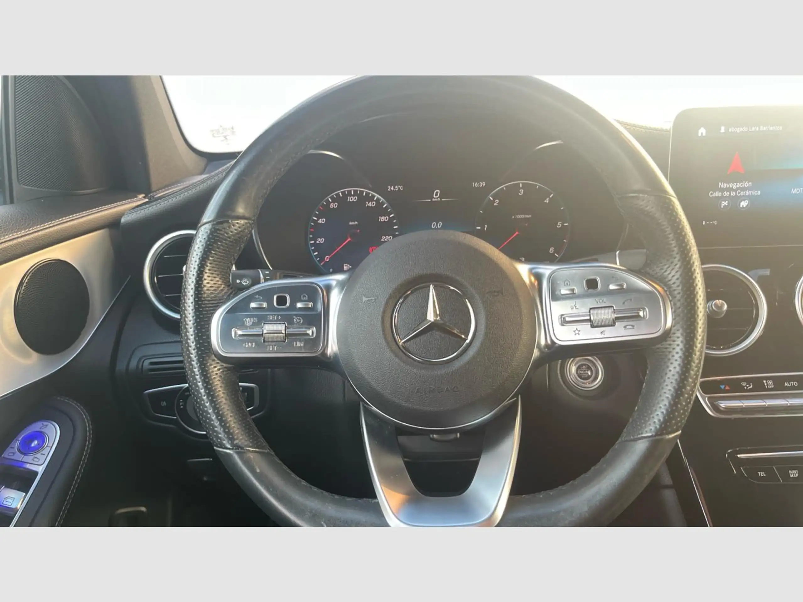 Mercedes-Benz - GLC 300