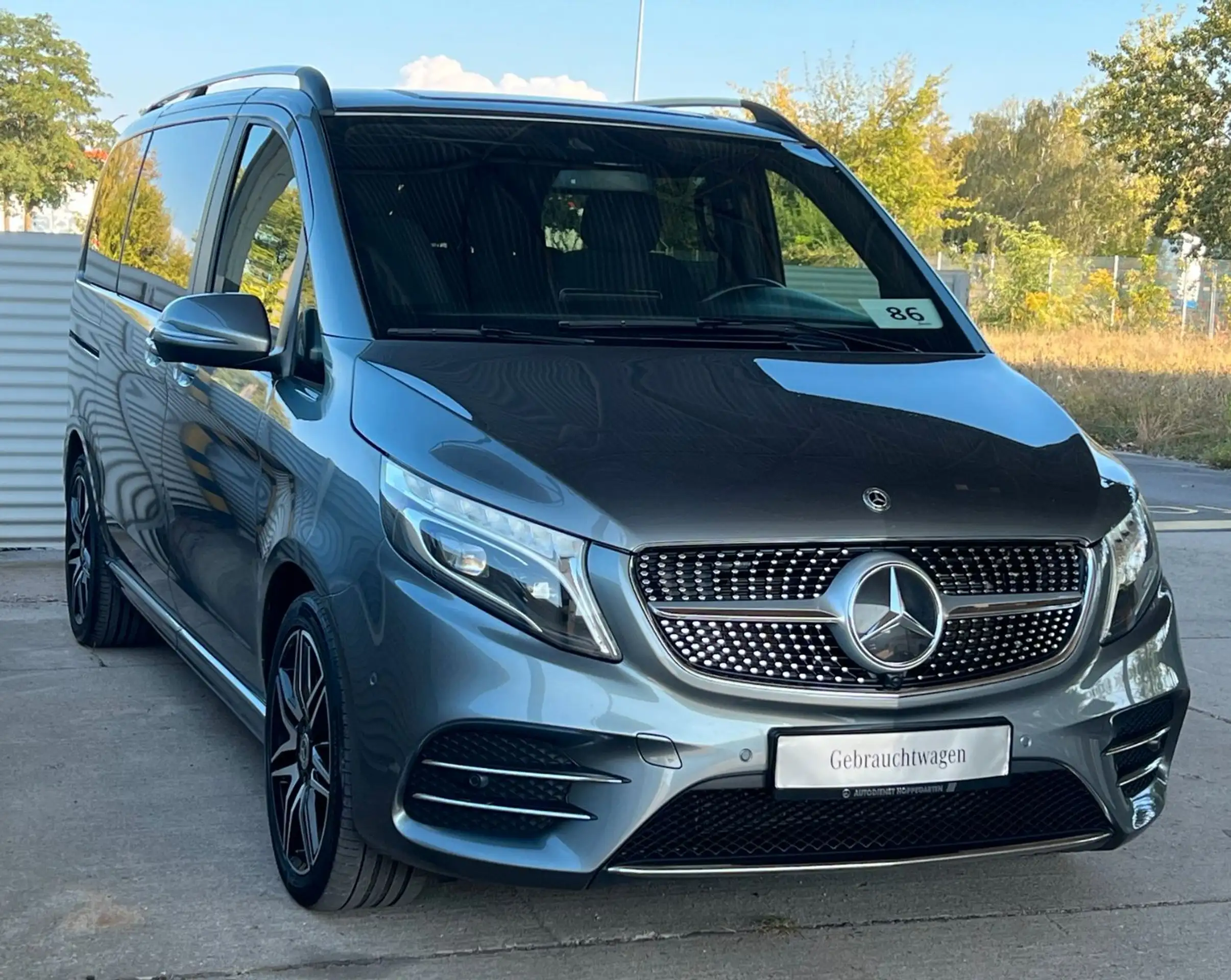 Mercedes-Benz - V 250