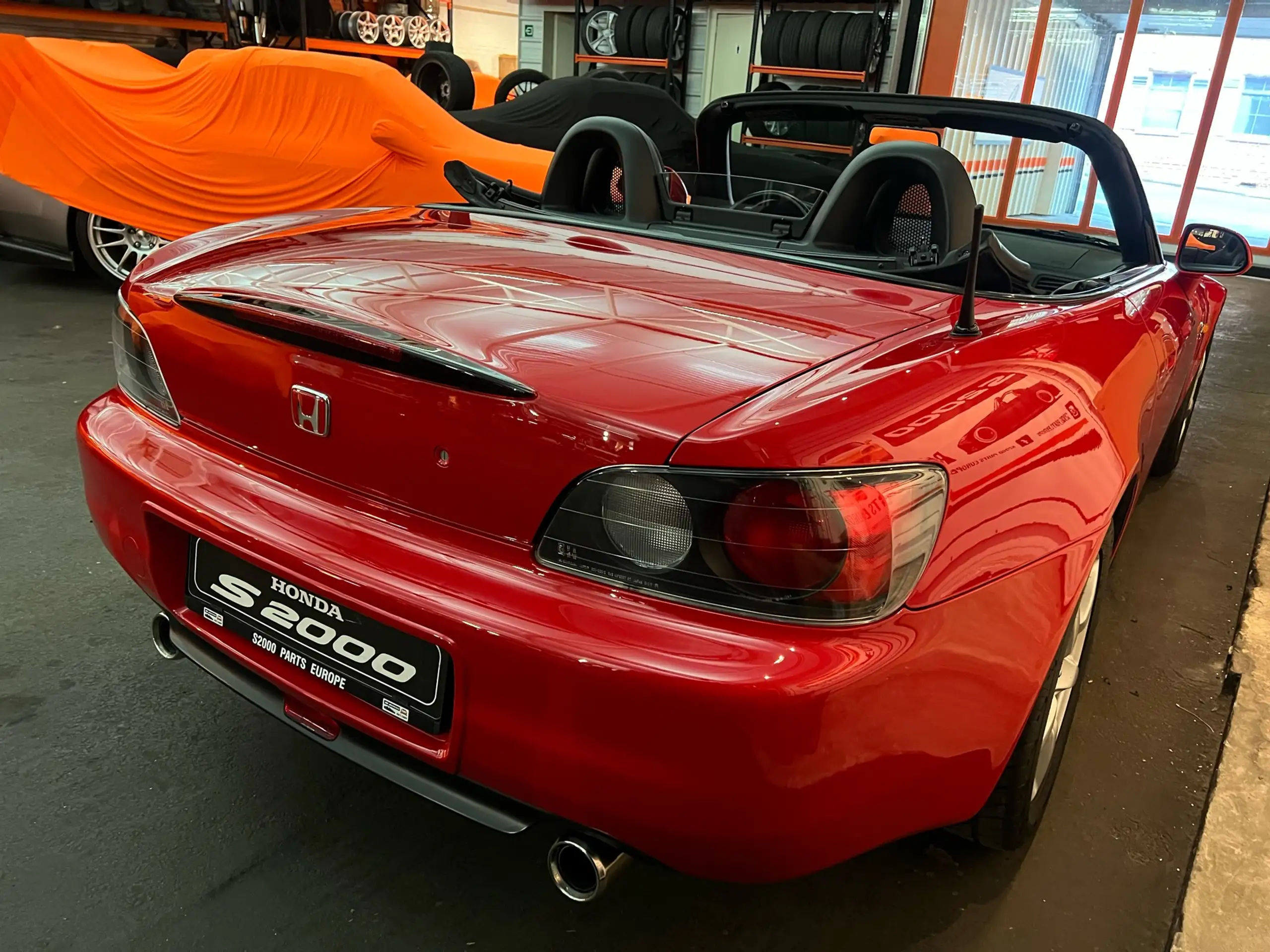 Honda - S 2000