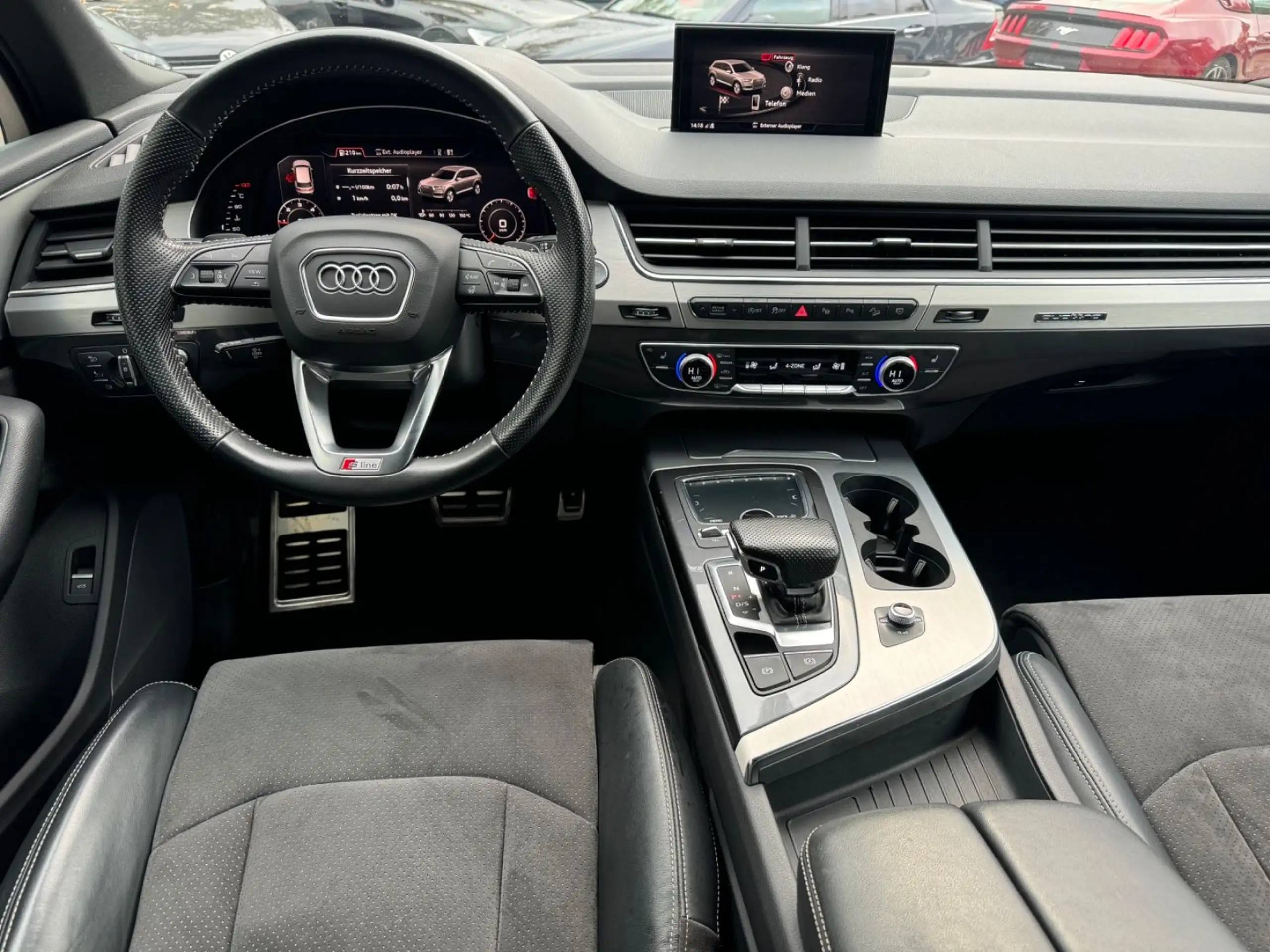 Audi - Q7