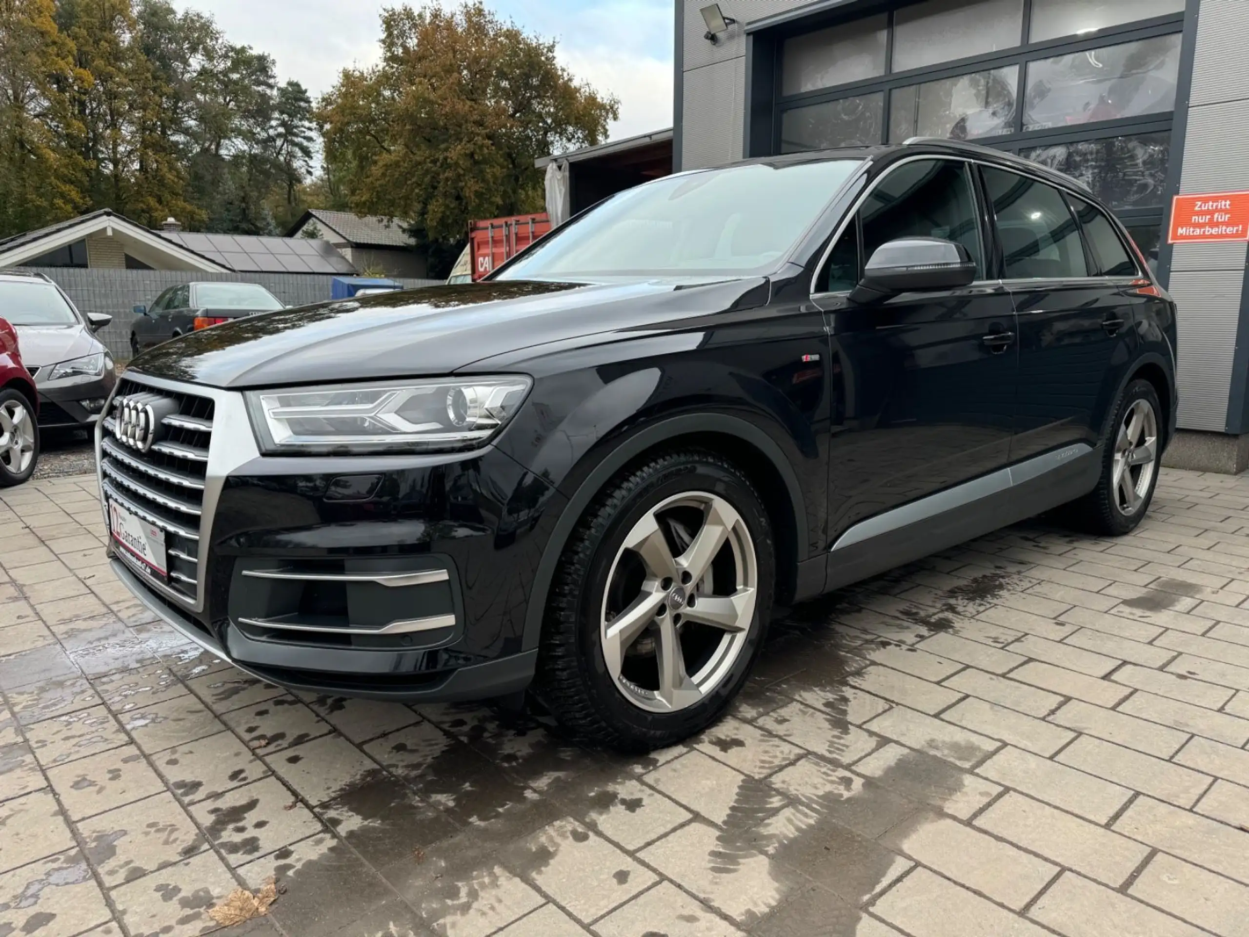 Audi - Q7