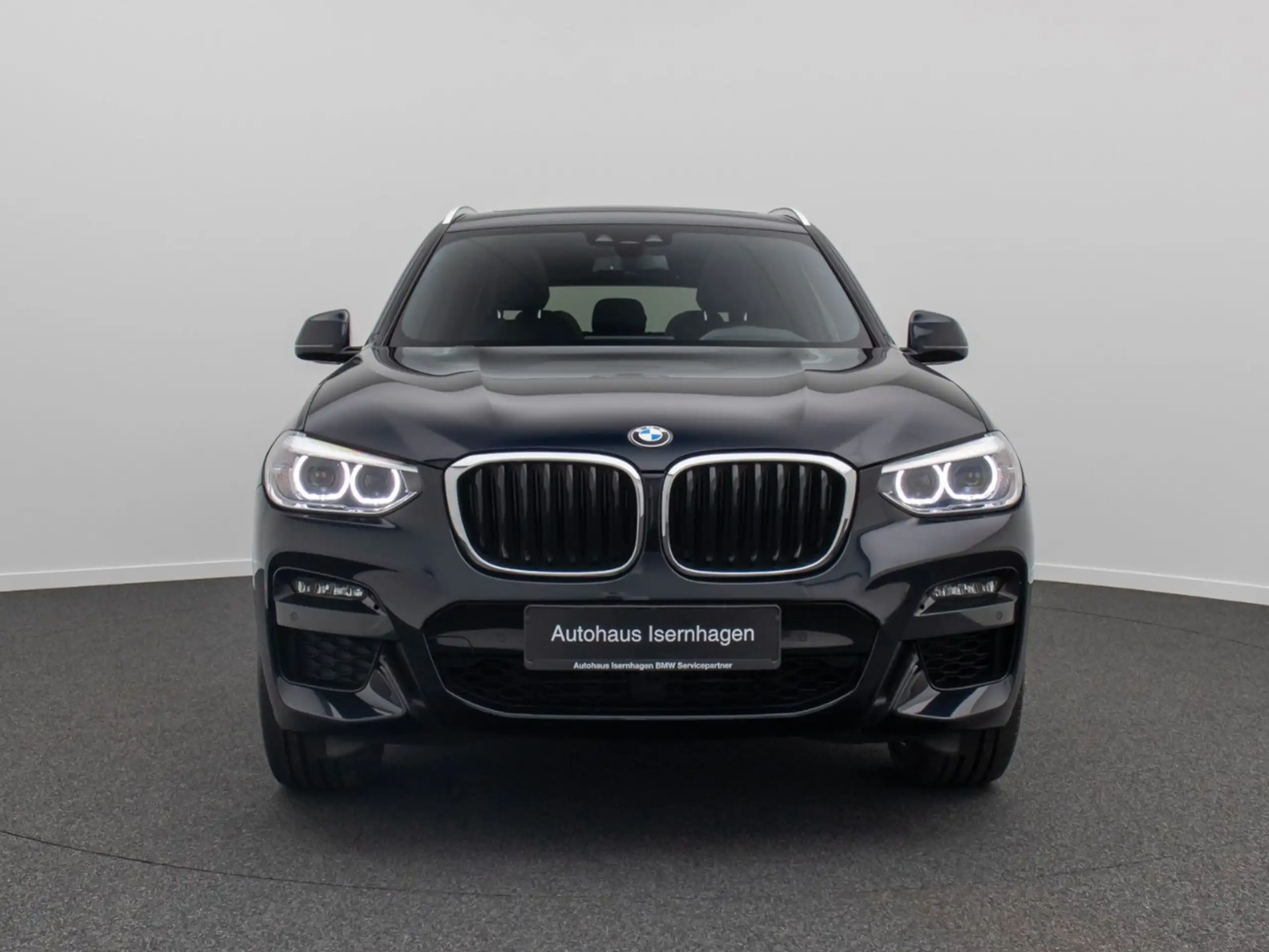 BMW - X3