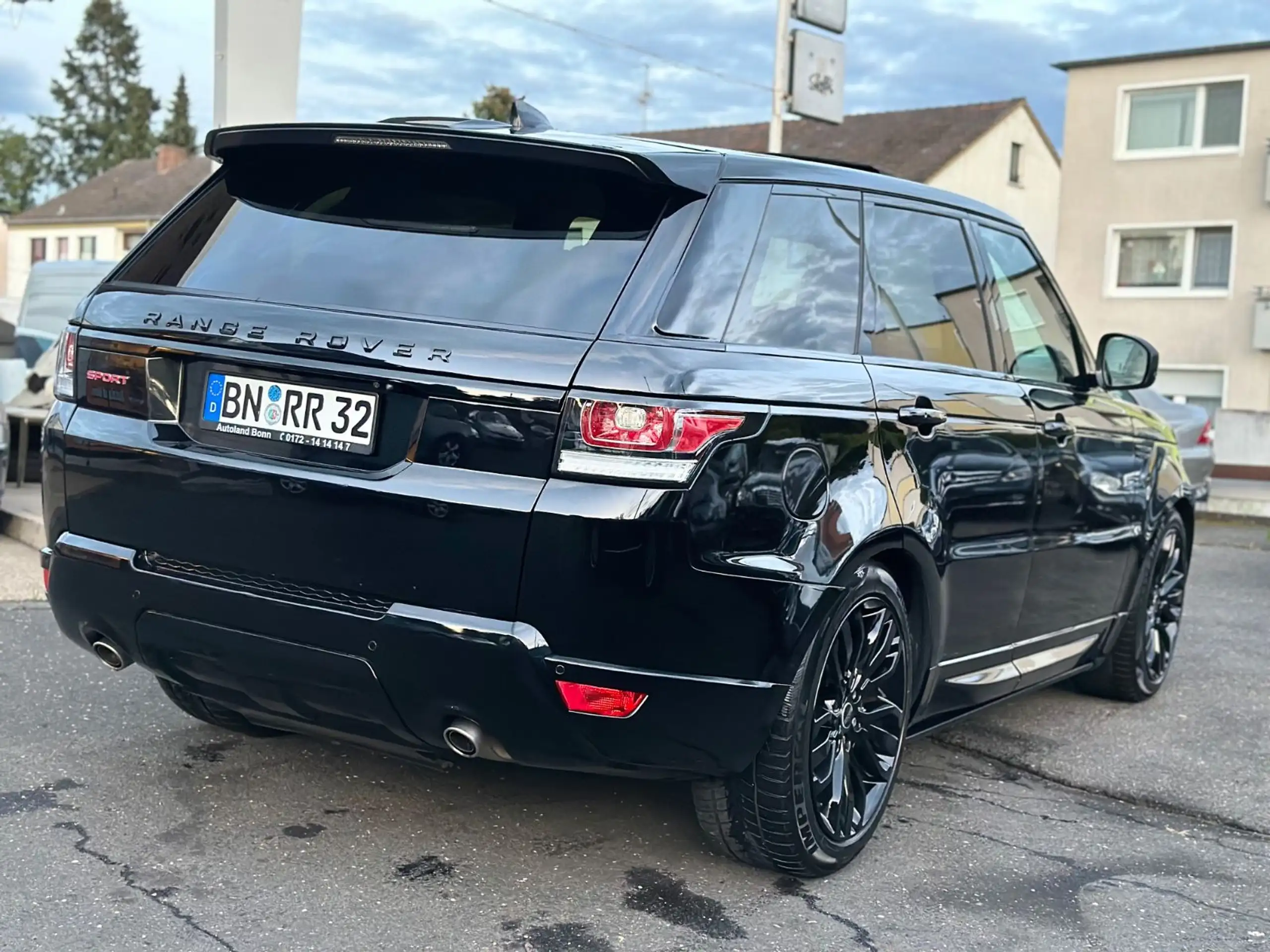 Land Rover - Range Rover Sport