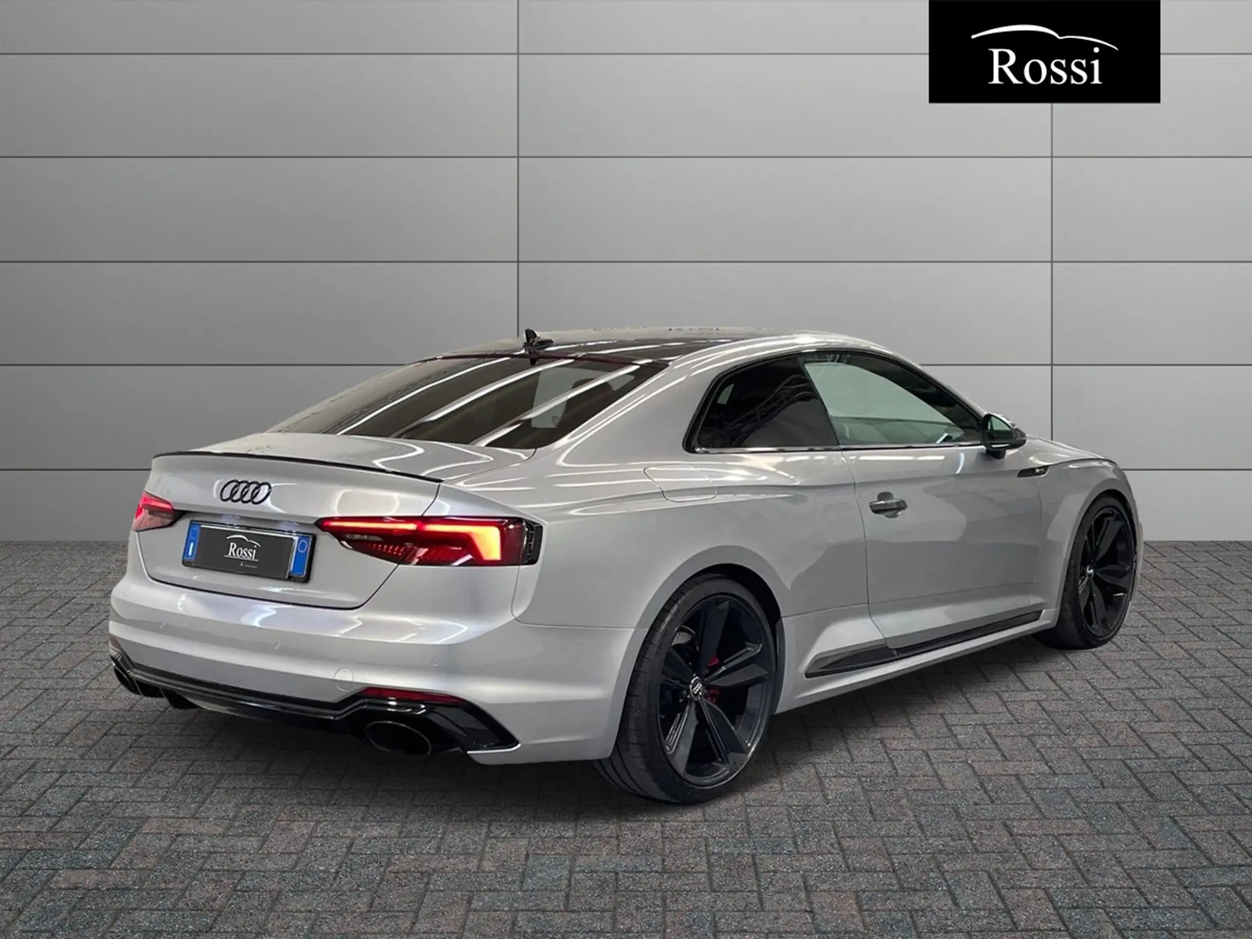 Audi - RS5