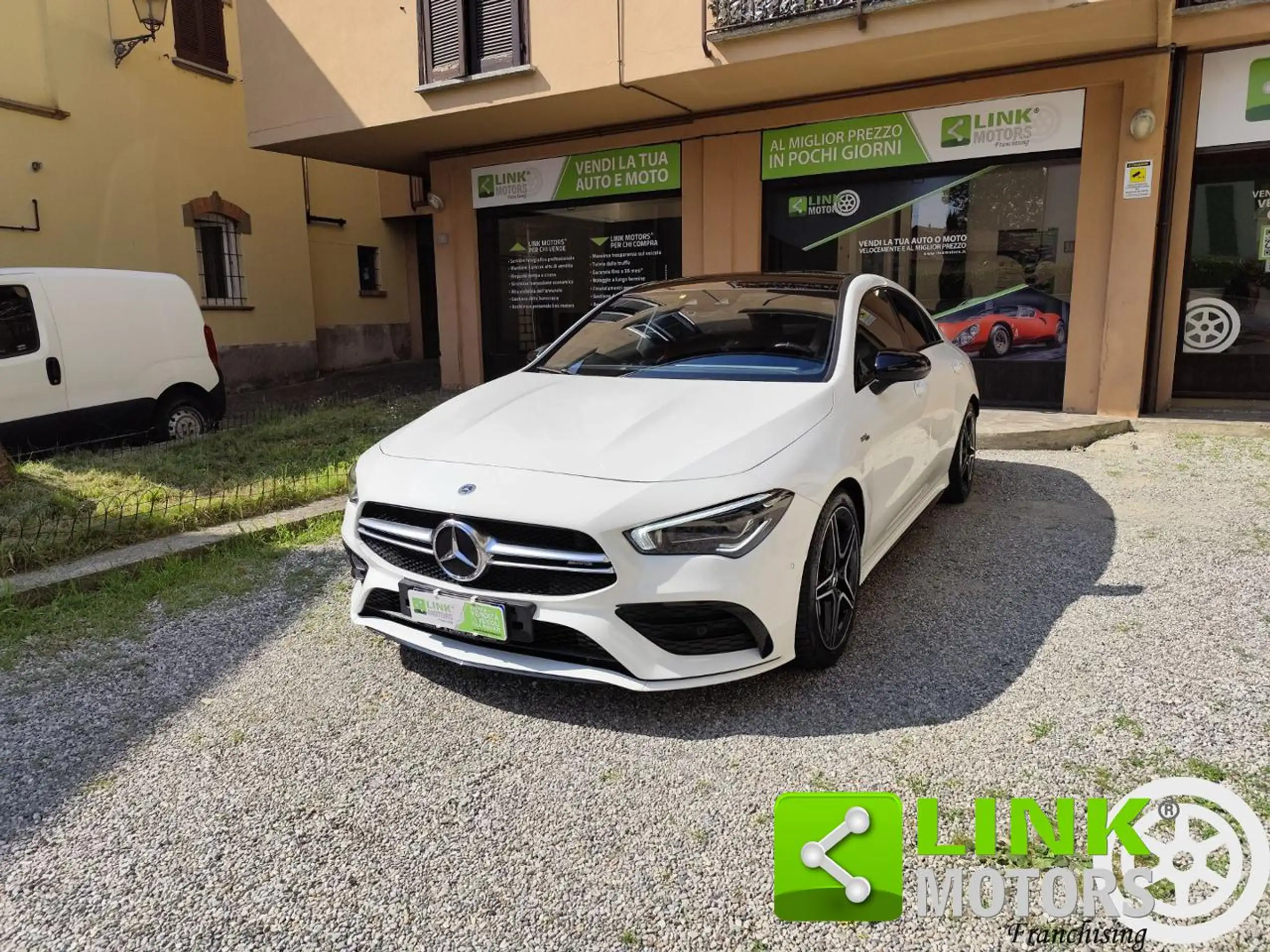 Mercedes-Benz - CLA 35 AMG