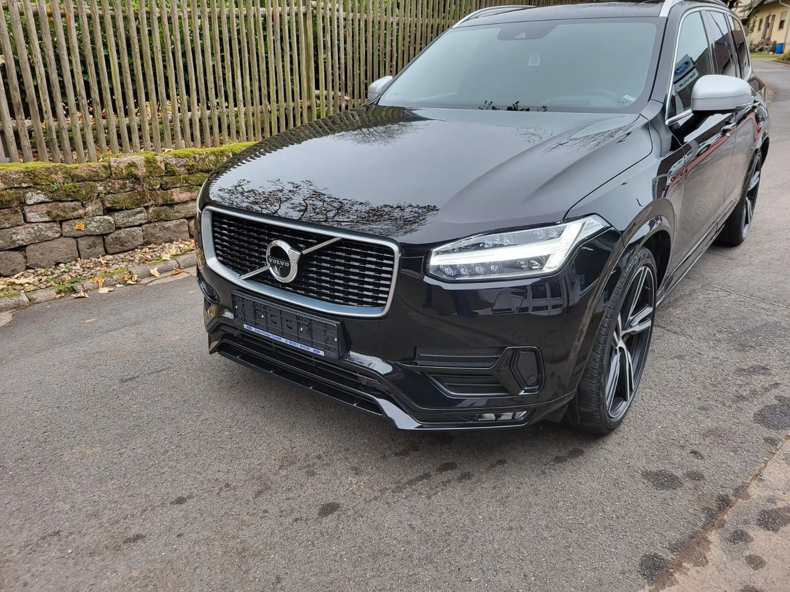 Volvo - XC90