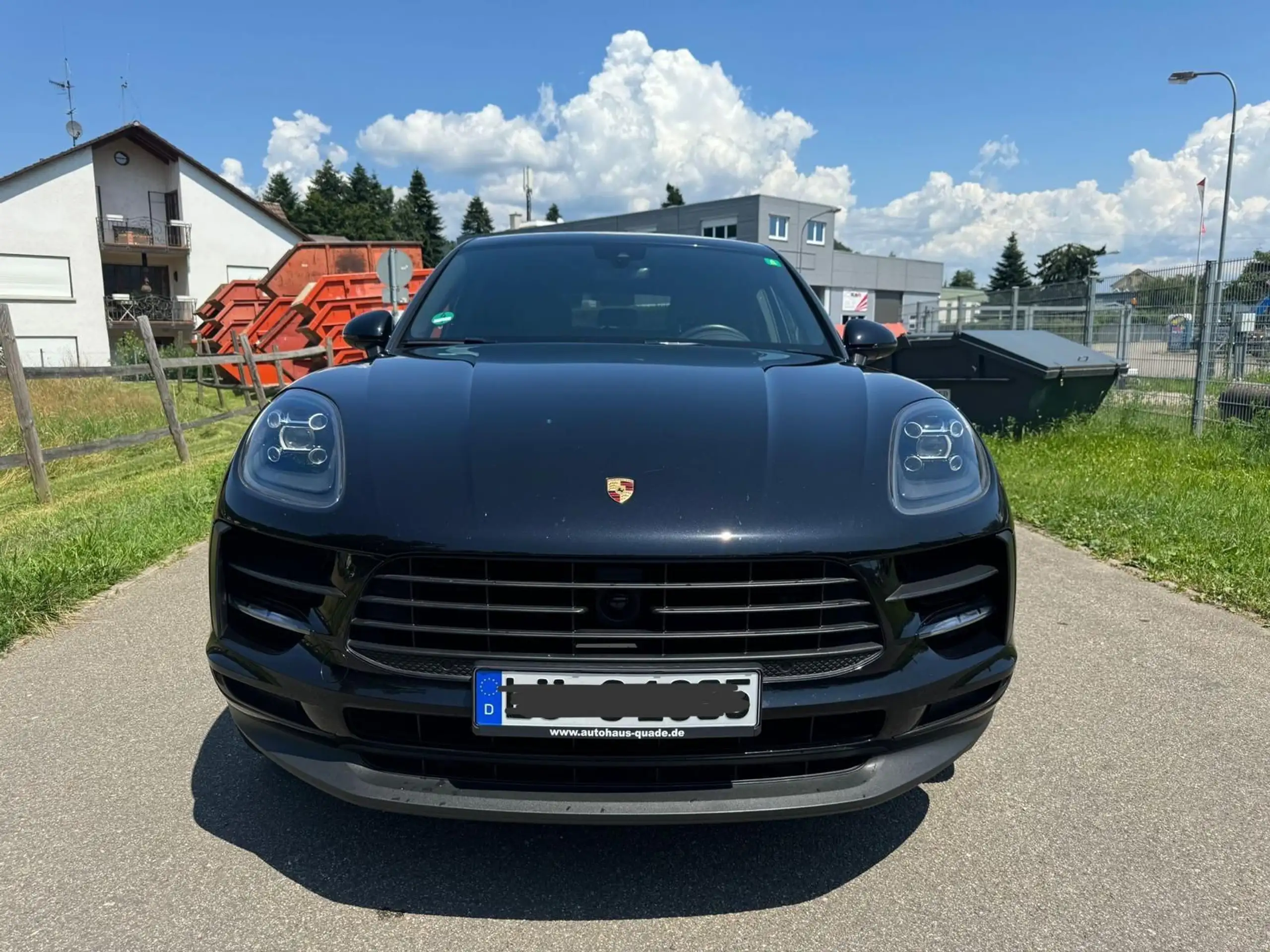 Porsche - Macan