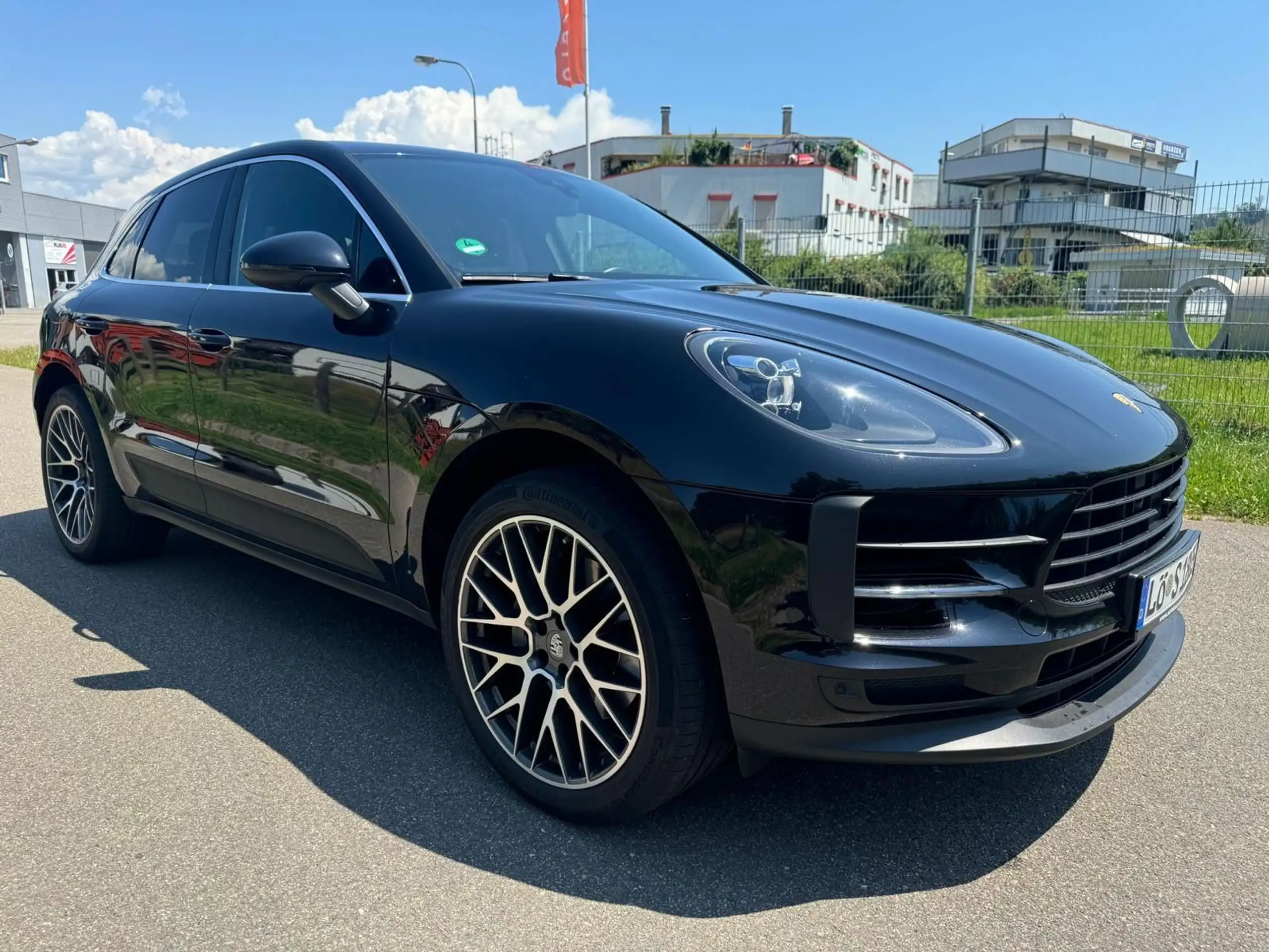 Porsche - Macan