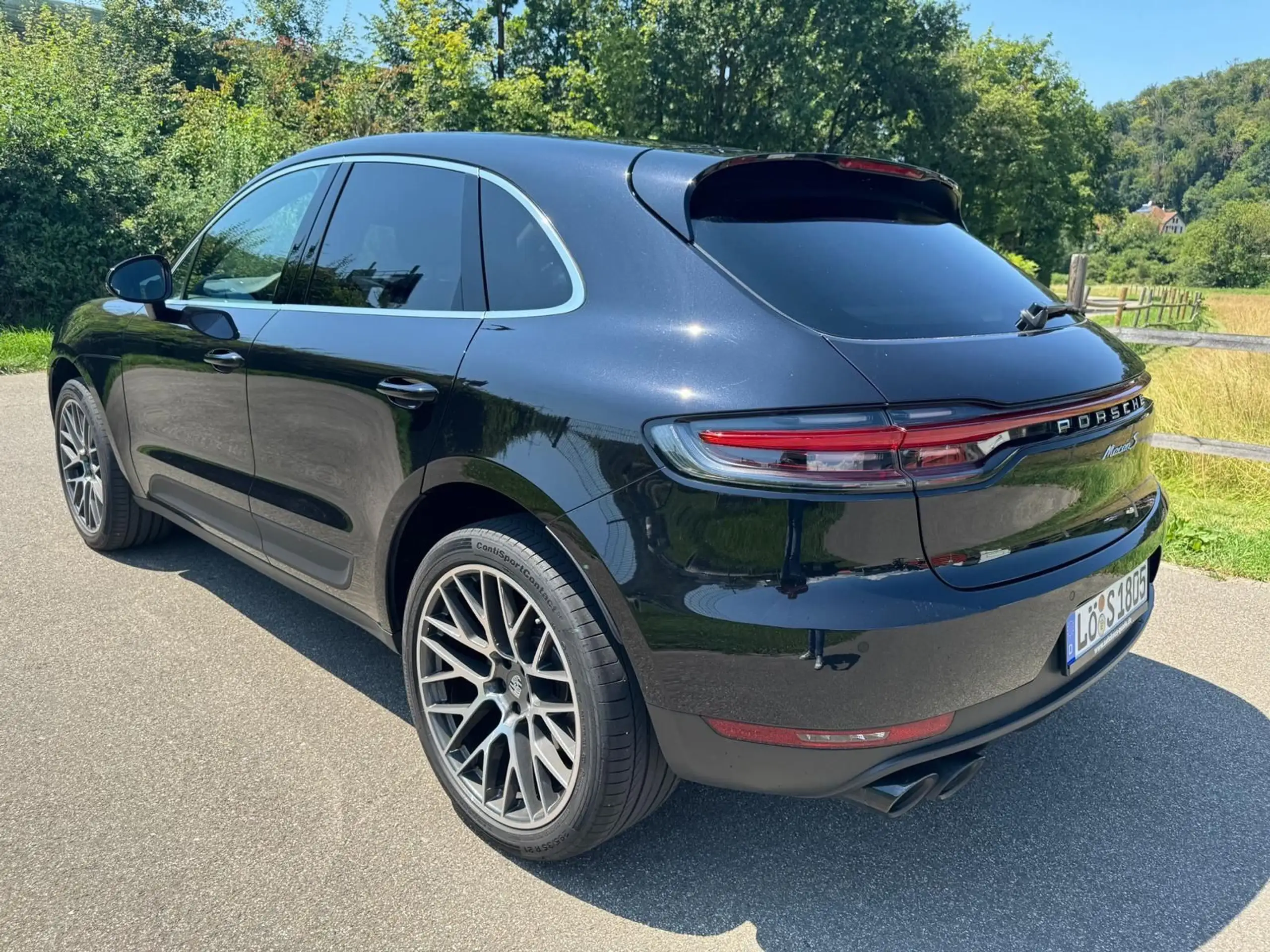 Porsche - Macan