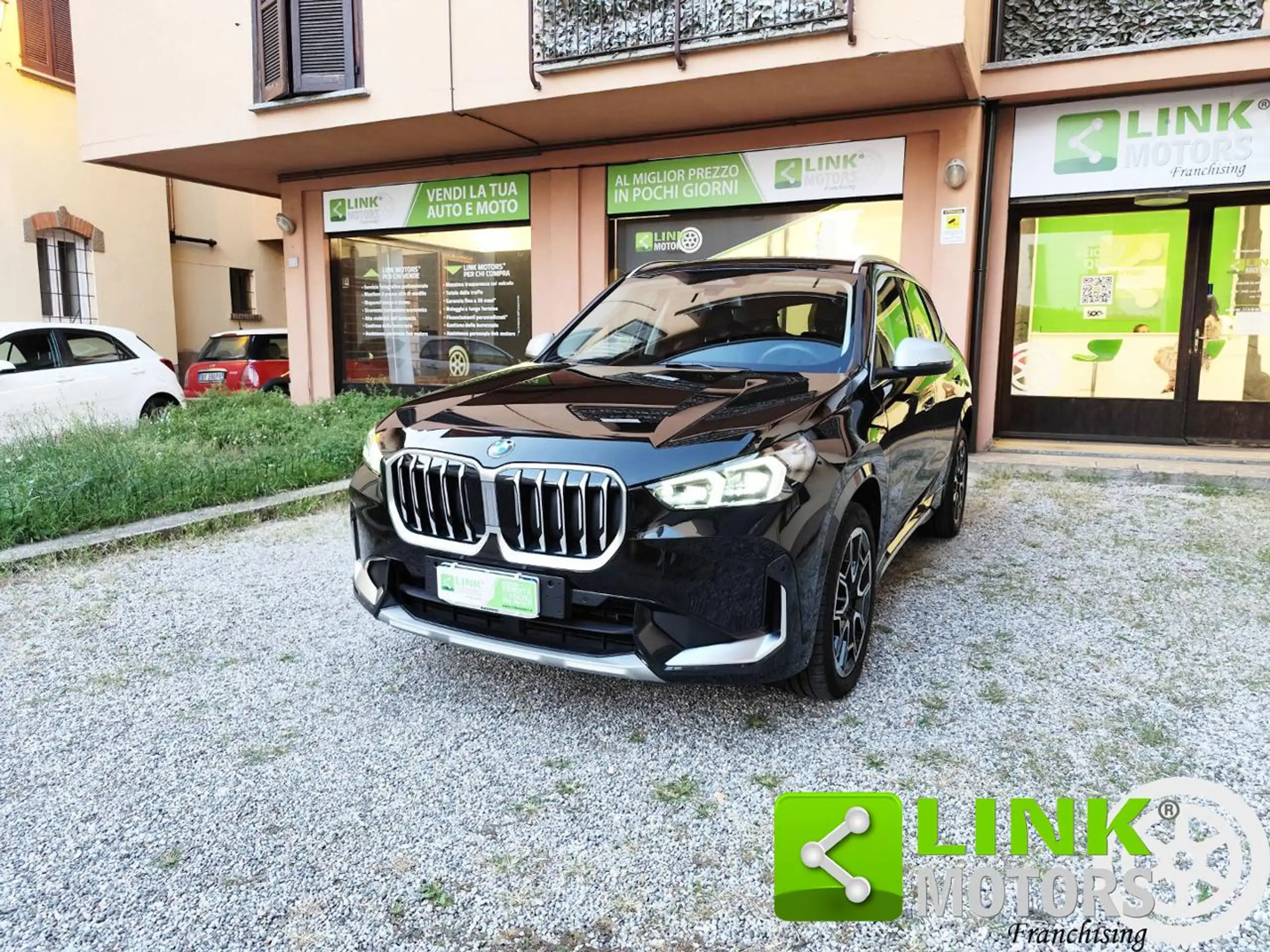 BMW - X1