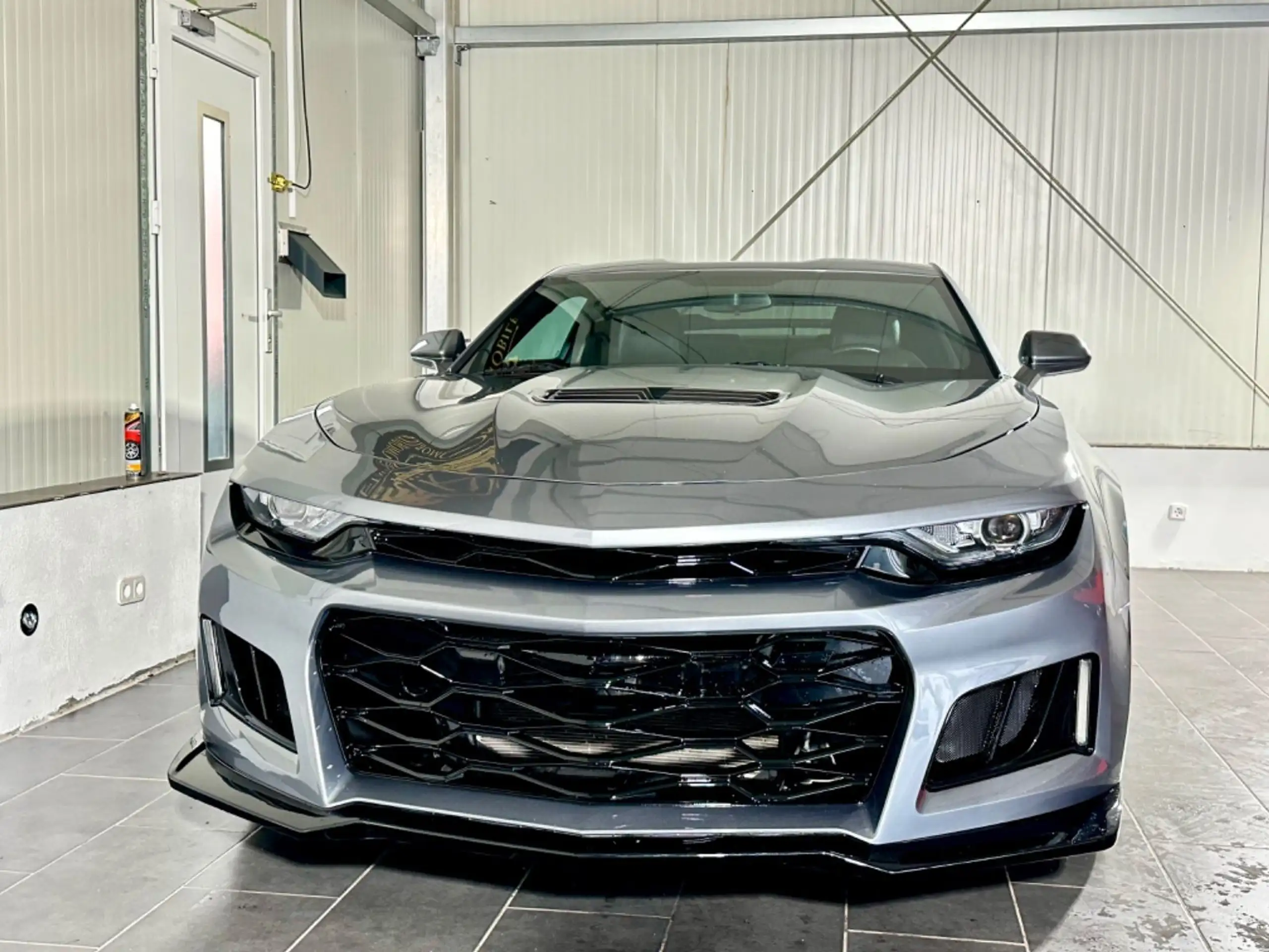 Chevrolet - Camaro