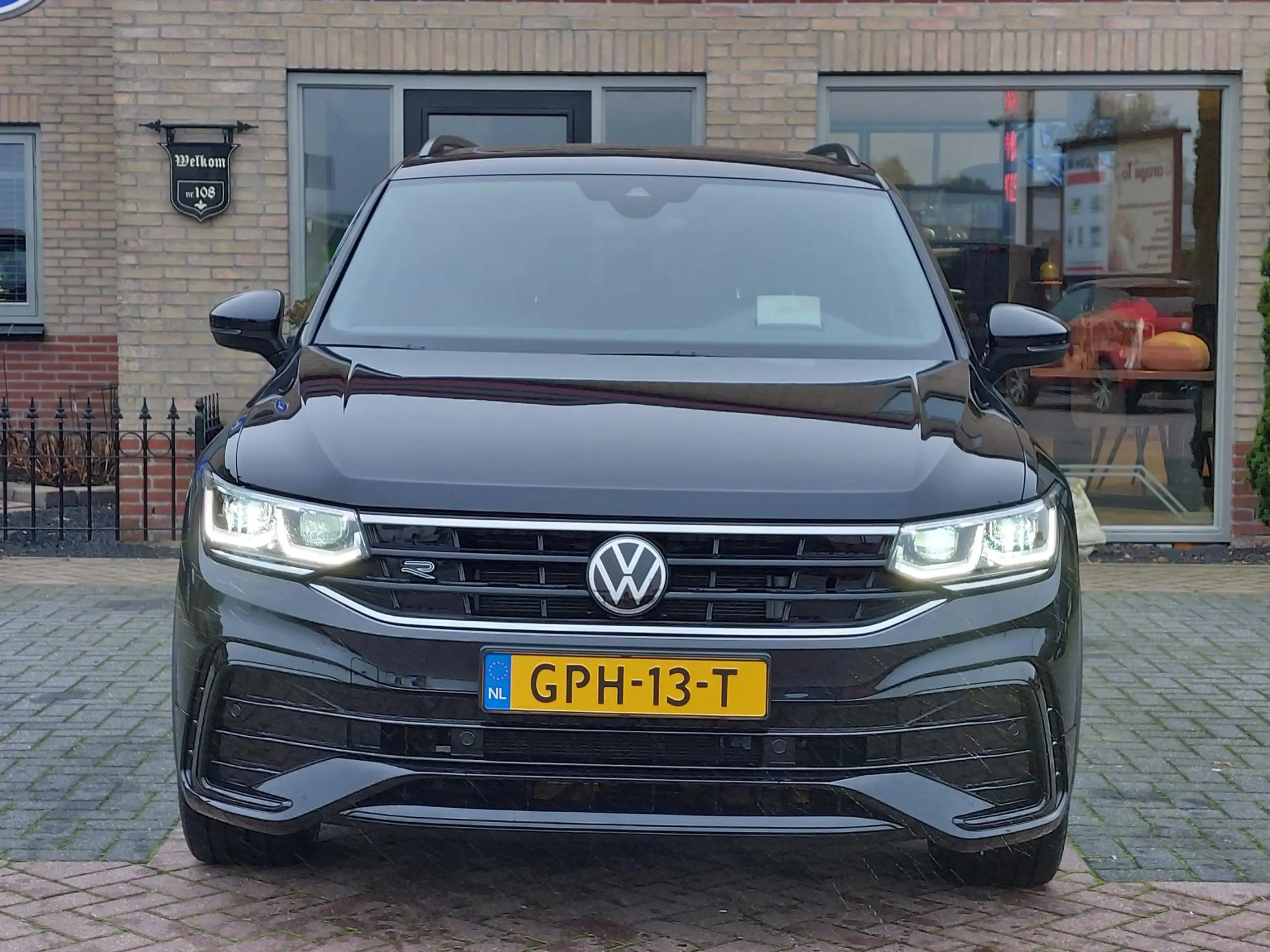 Volkswagen - Tiguan