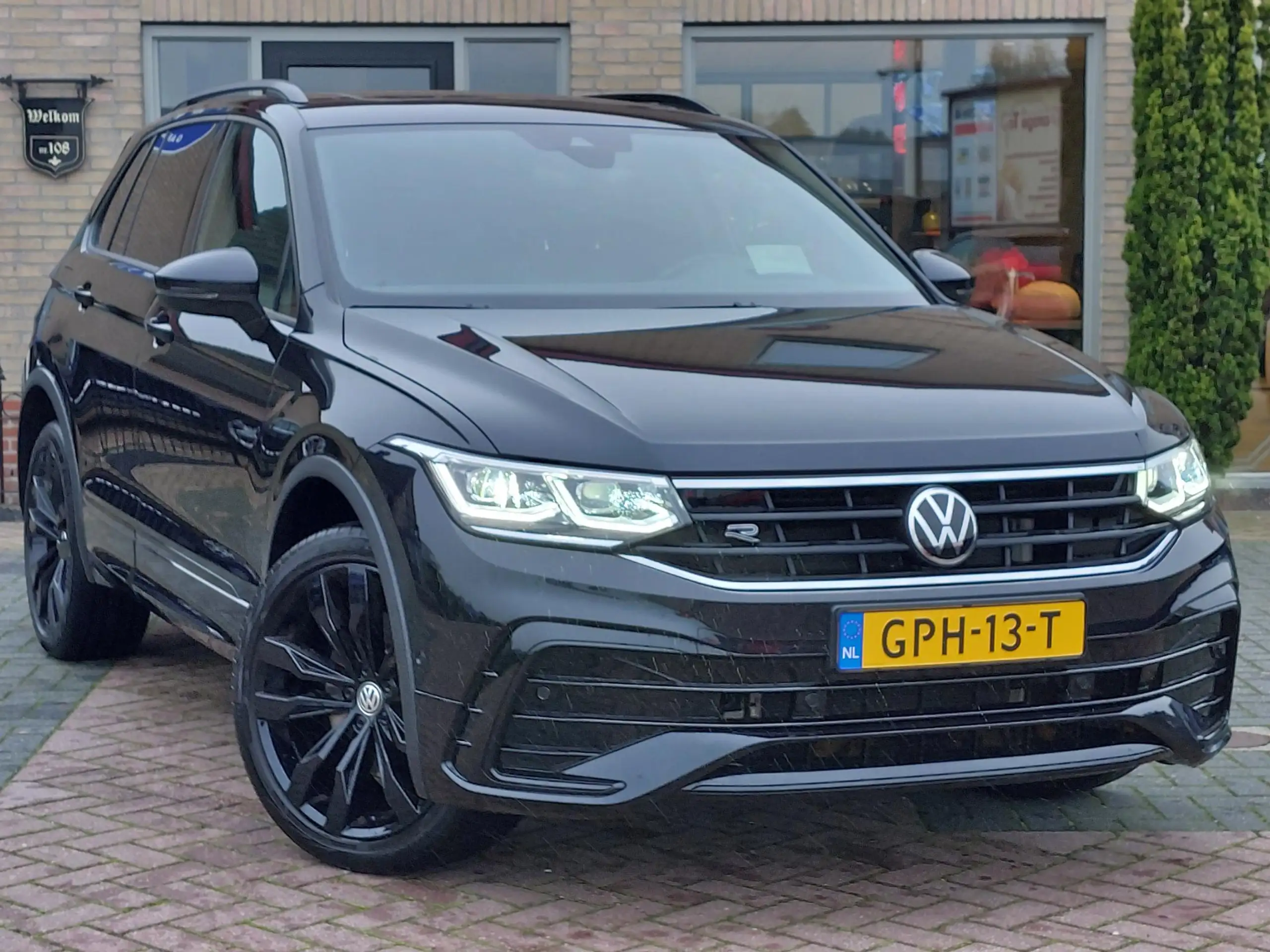 Volkswagen - Tiguan