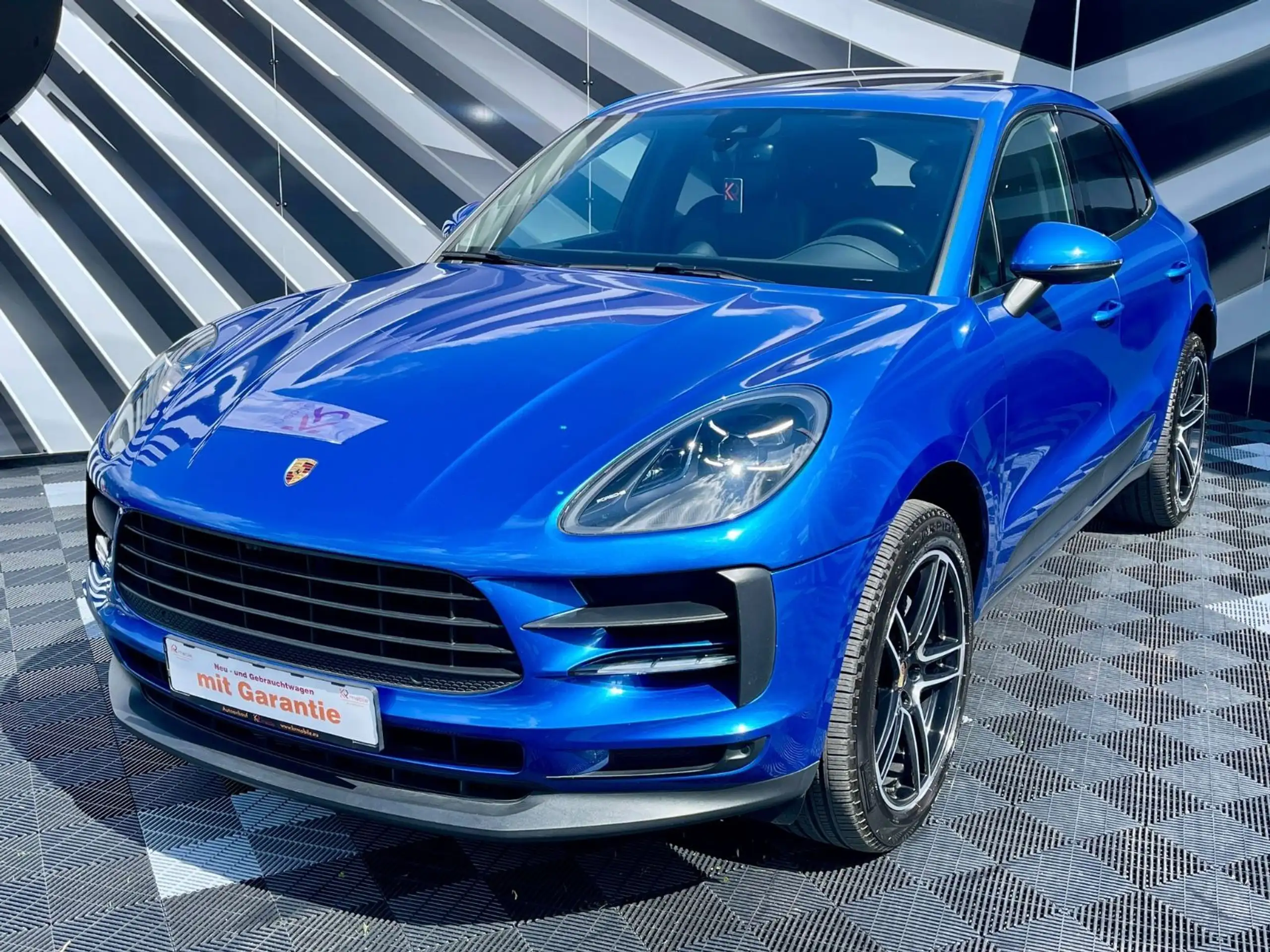 Porsche - Macan