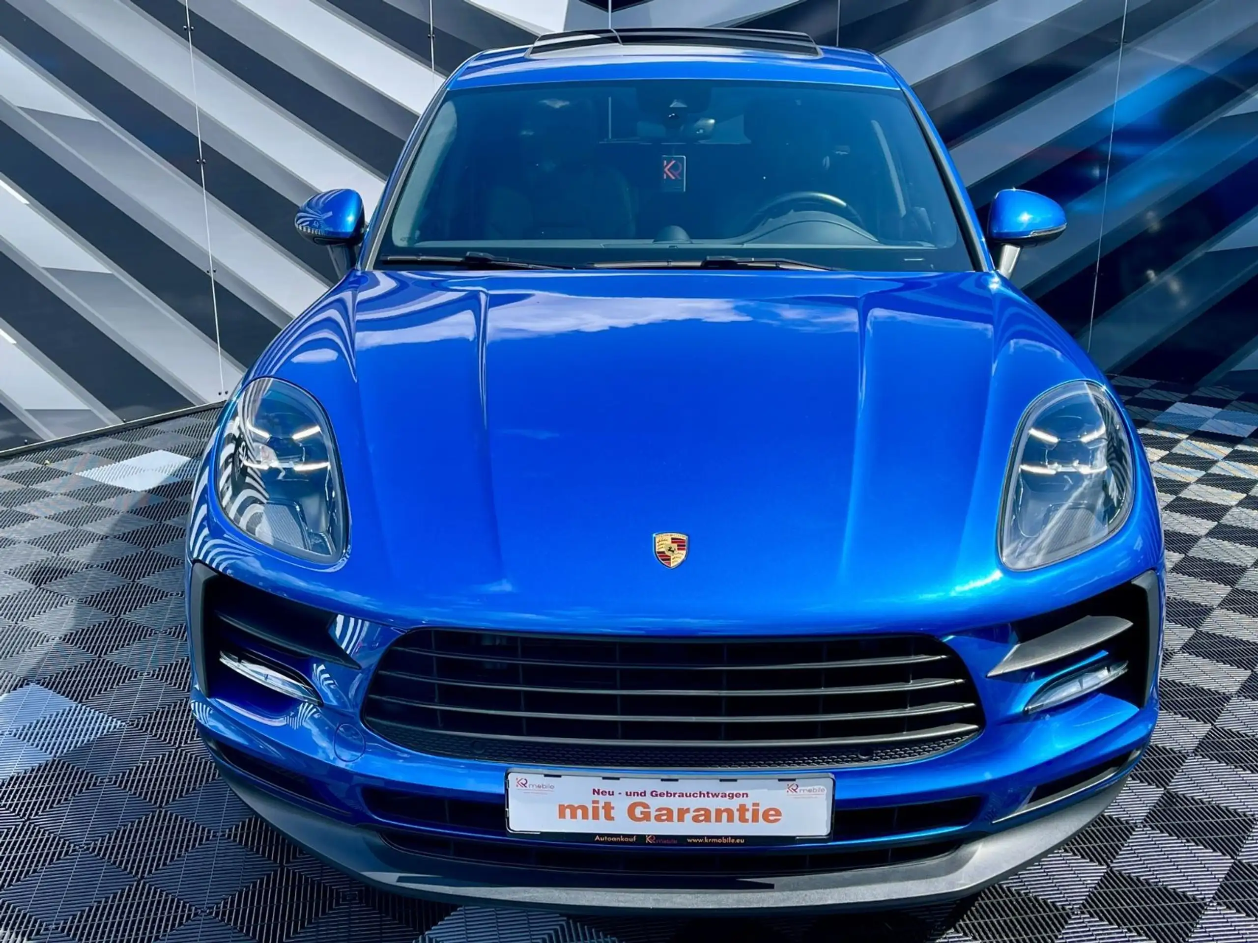 Porsche - Macan