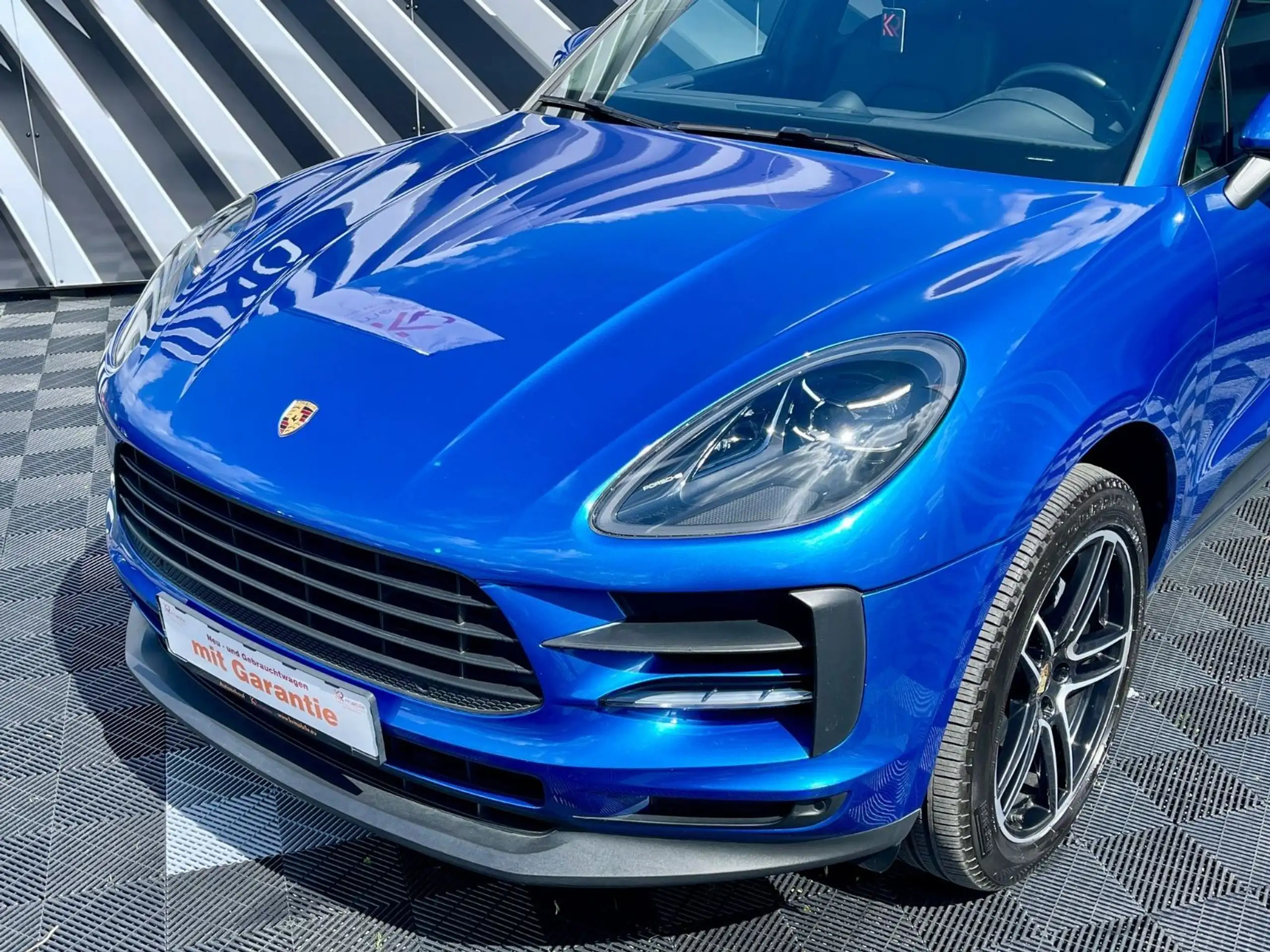 Porsche - Macan