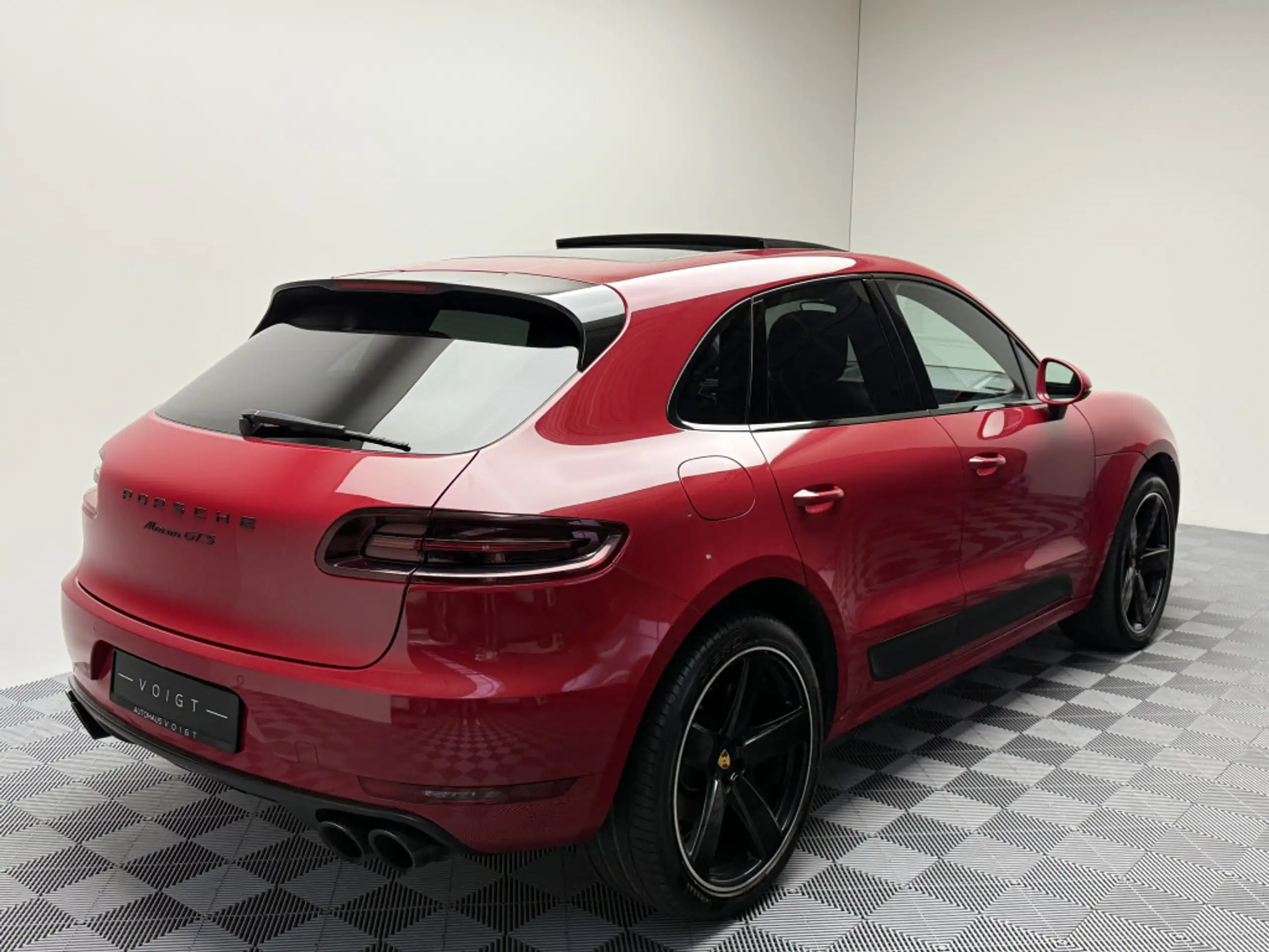 Porsche - Macan