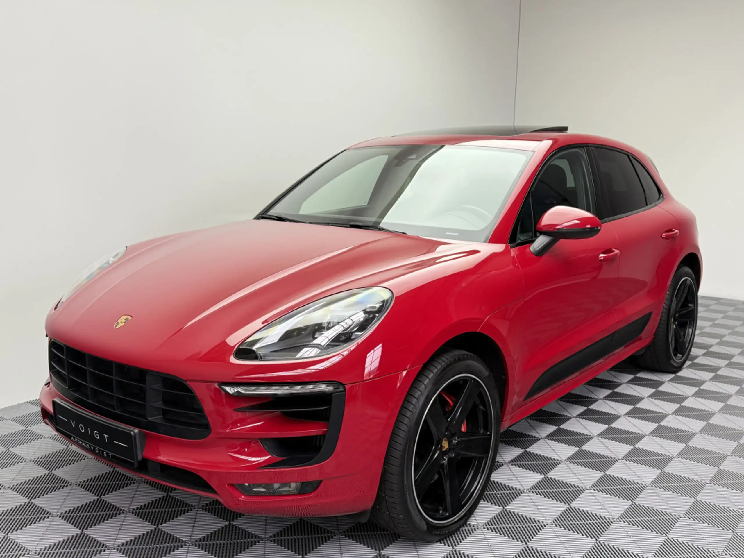 Porsche - Macan