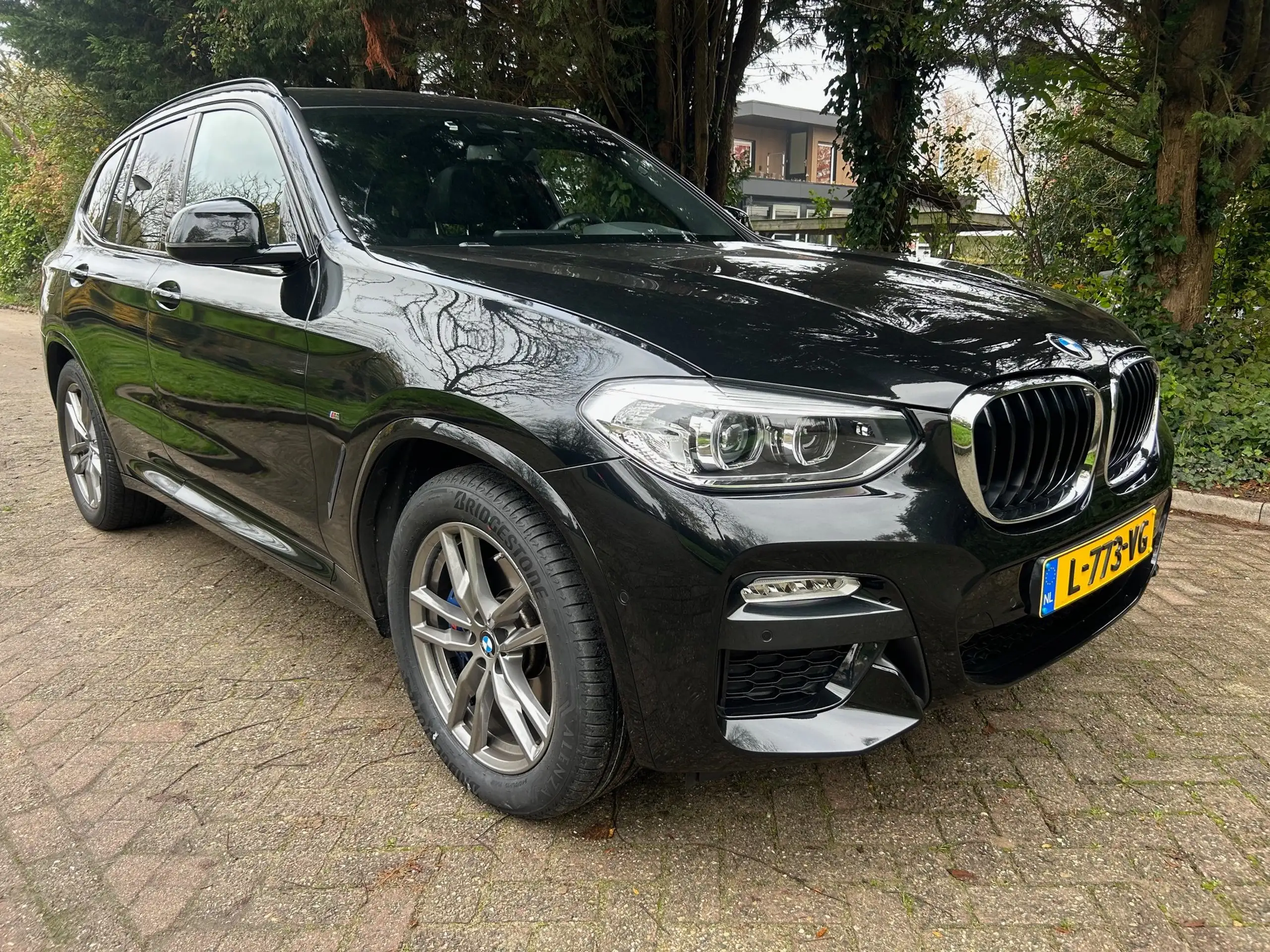 BMW - X3