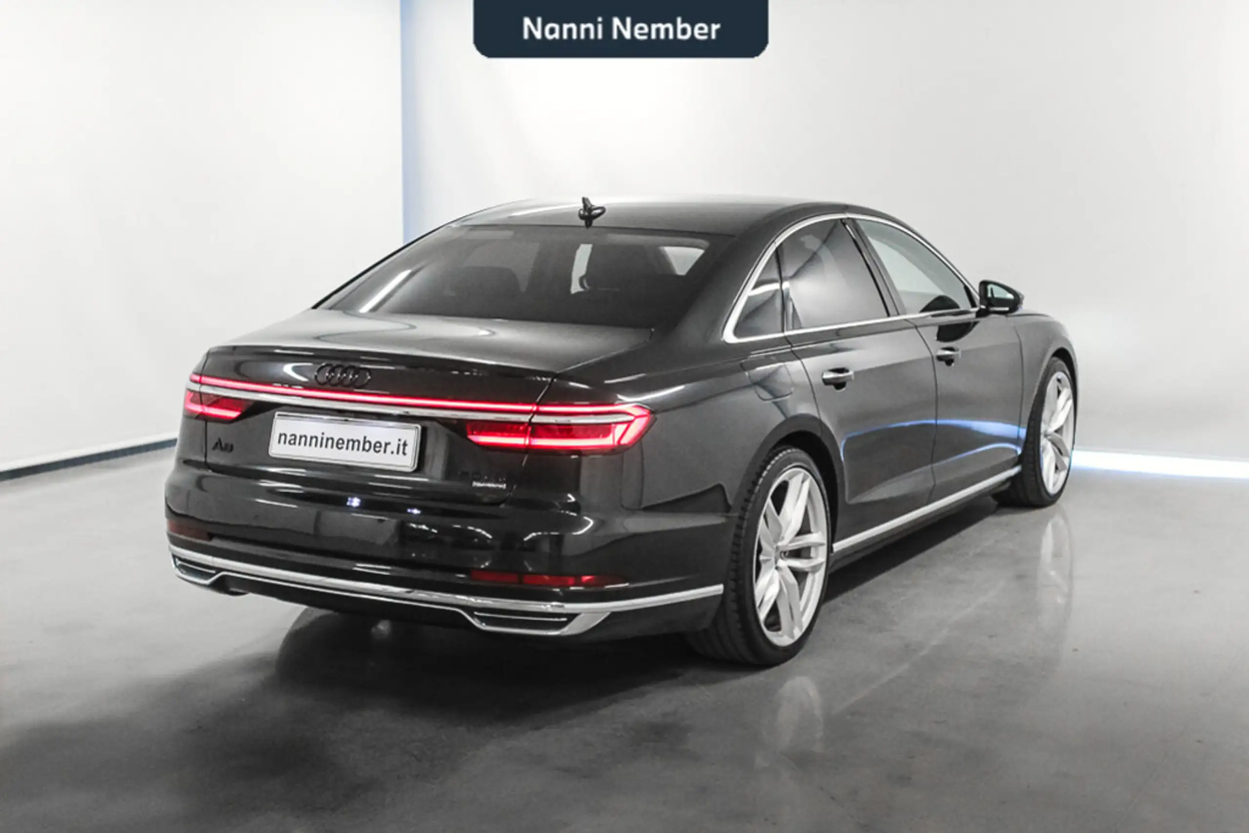 Audi - A8