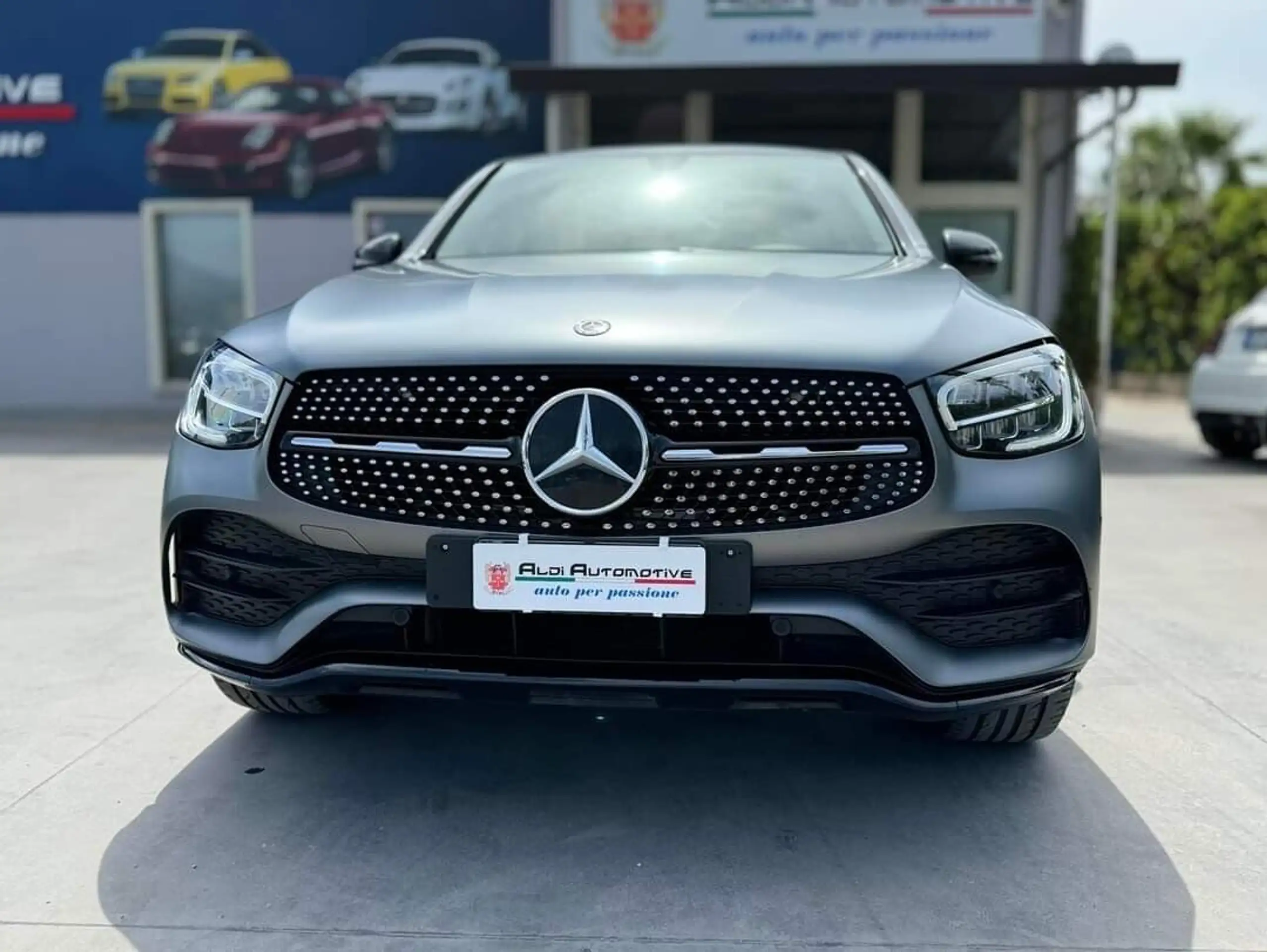 Mercedes-Benz - GLC 200